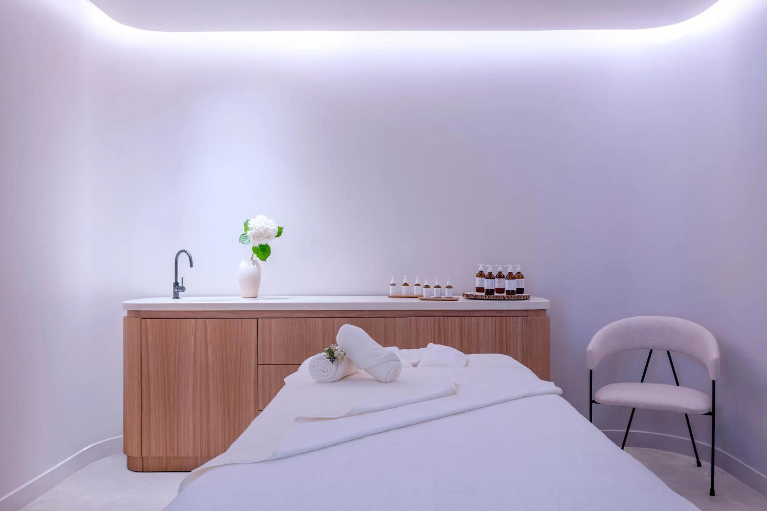 Massage, Bed in Fairmont La Hacienda Costa del Sol