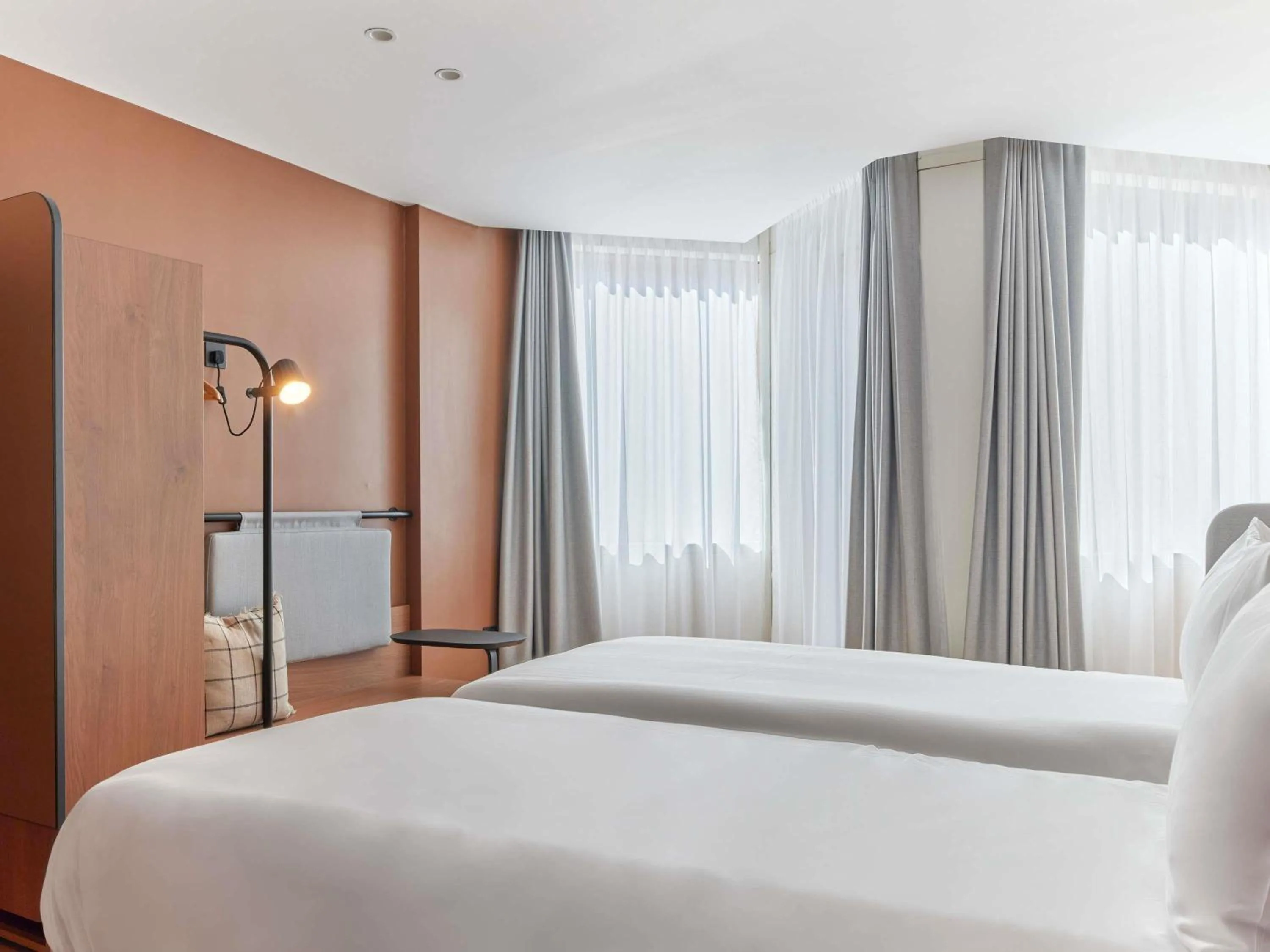 Bedroom, Bed in Aparthotel Adagio London City East