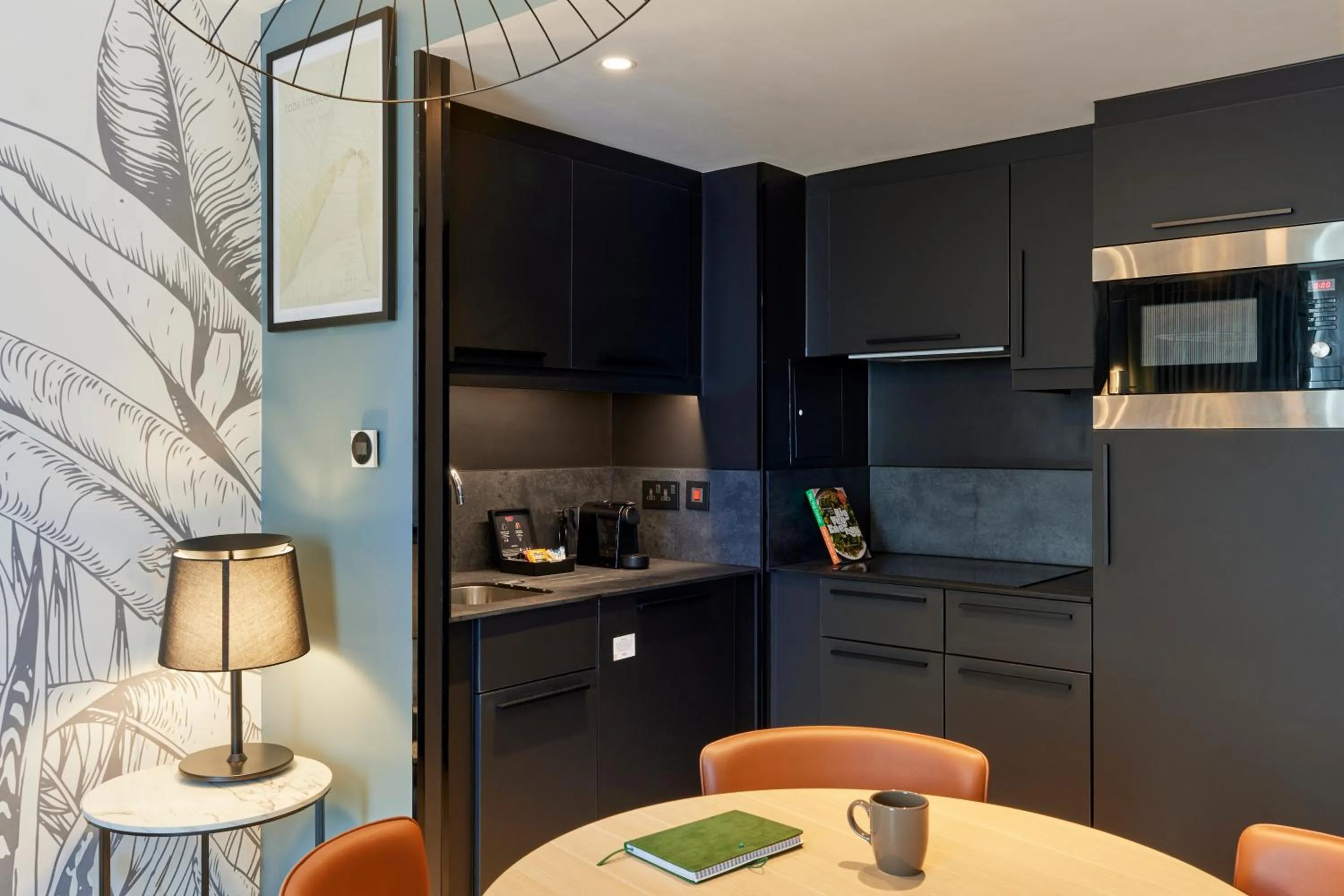 Kitchen or kitchenette in Aparthotel Adagio London City East