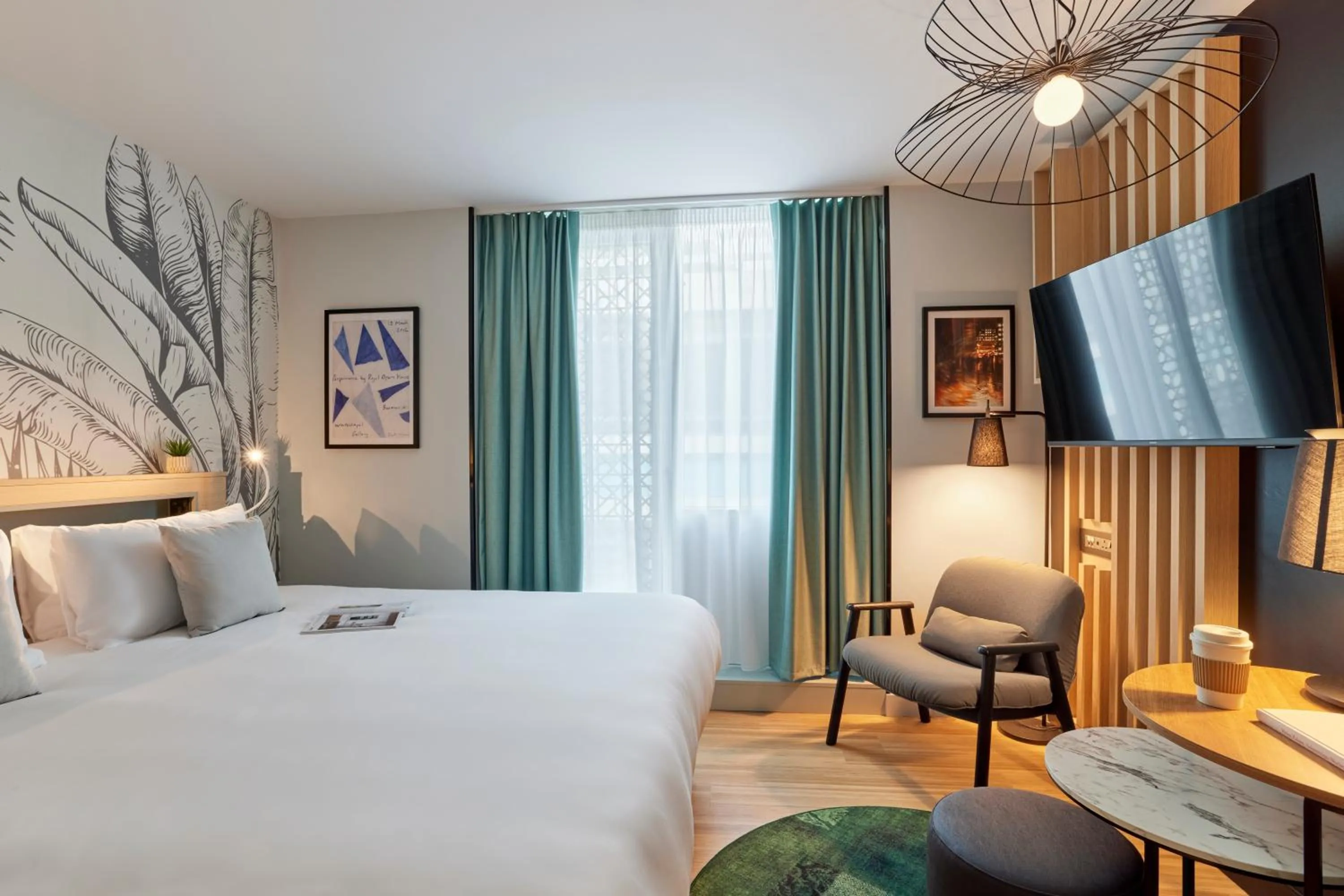 Bed in Aparthotel Adagio London City East