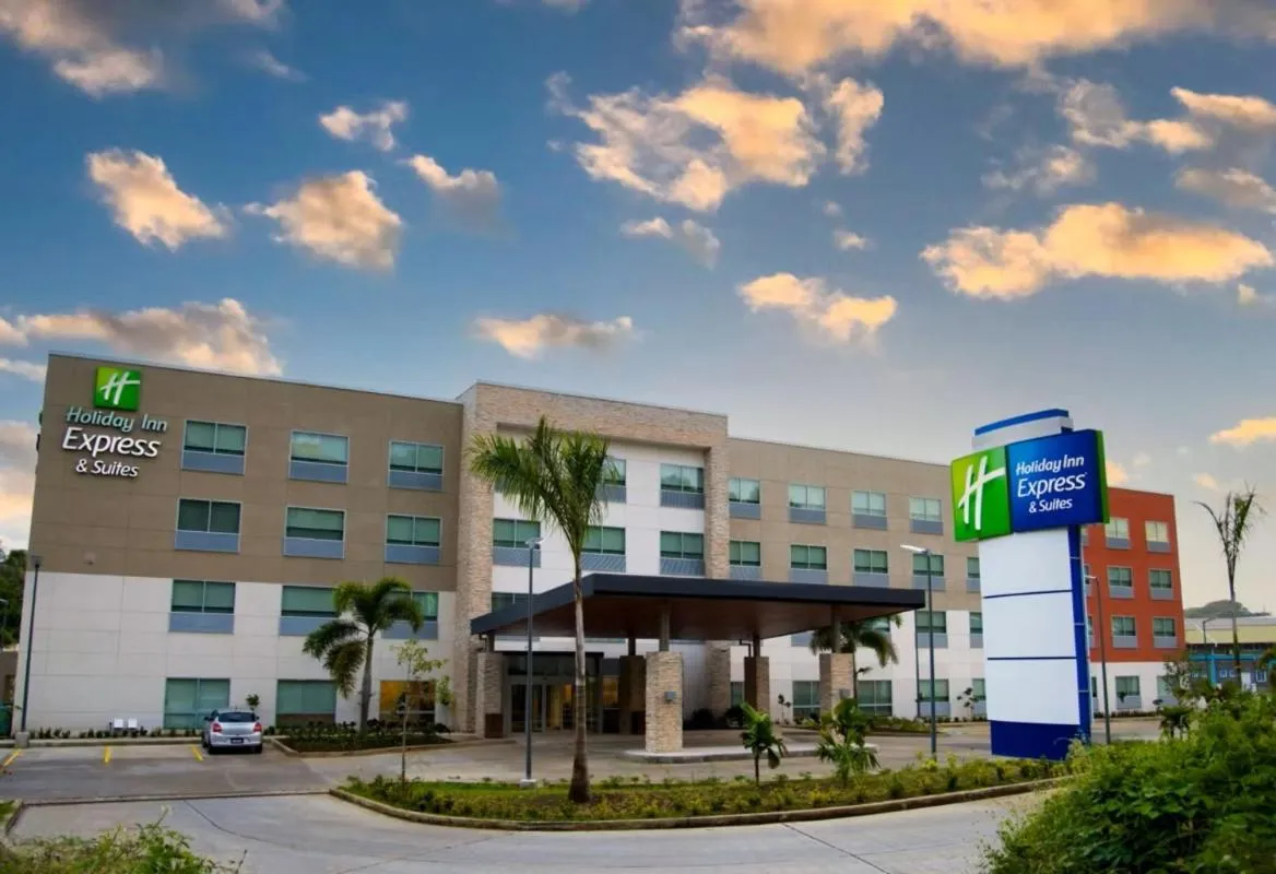 Day in Holiday Inn Express & Suites Diamond by IHG