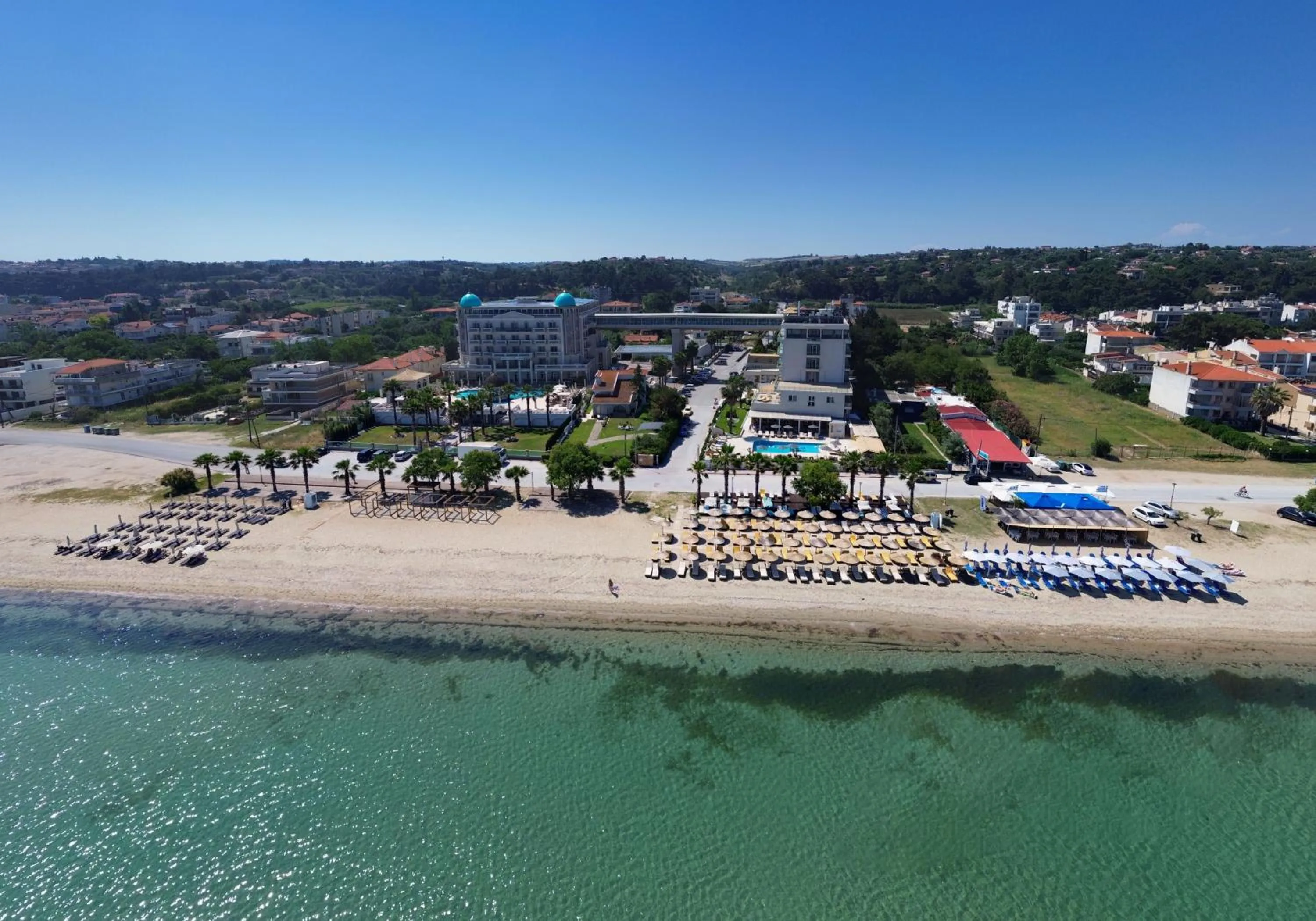 Property building in EONA BEACH RESORT by Greek Pride