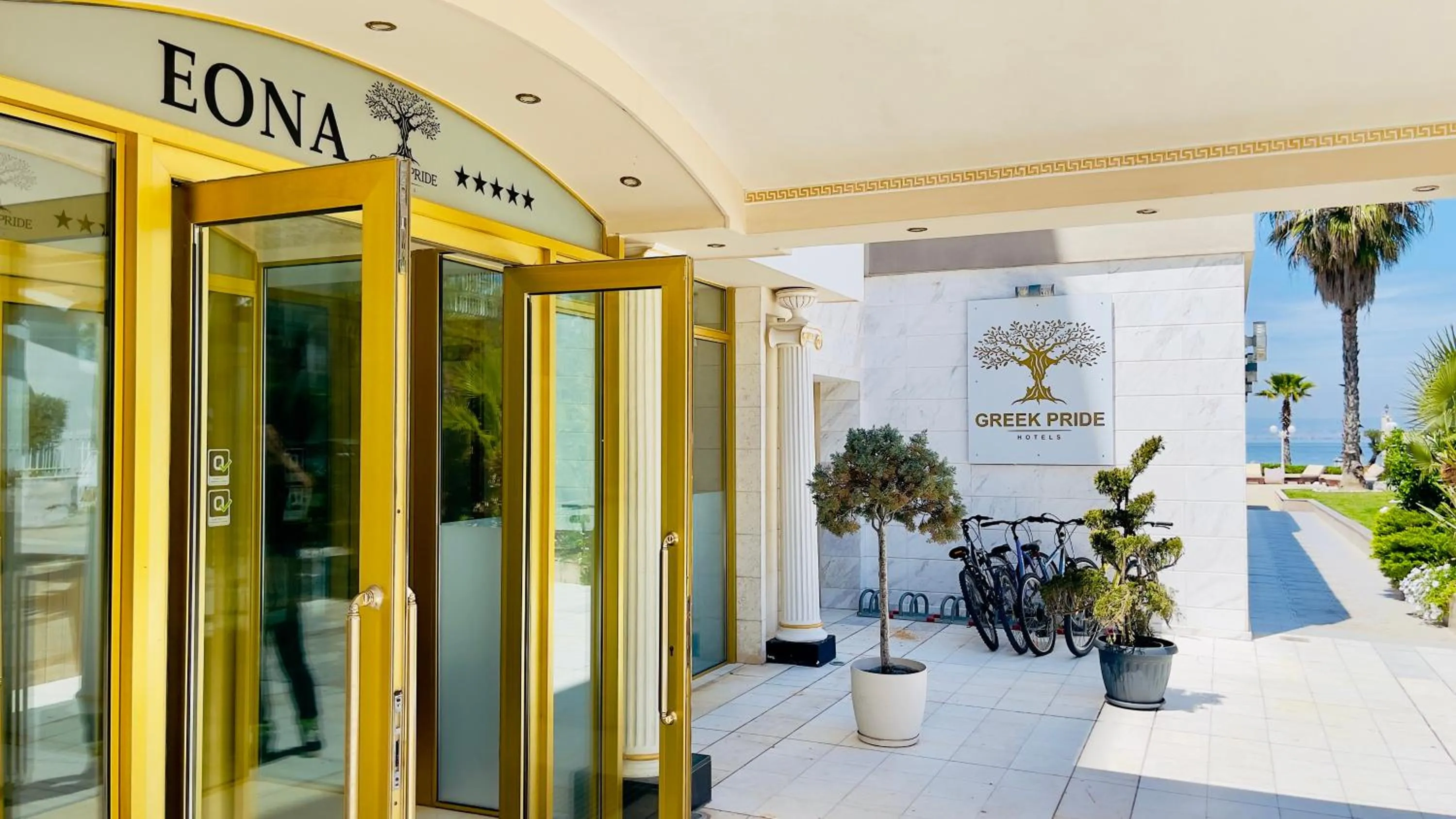 Facade/entrance in EONA BEACH RESORT by Greek Pride