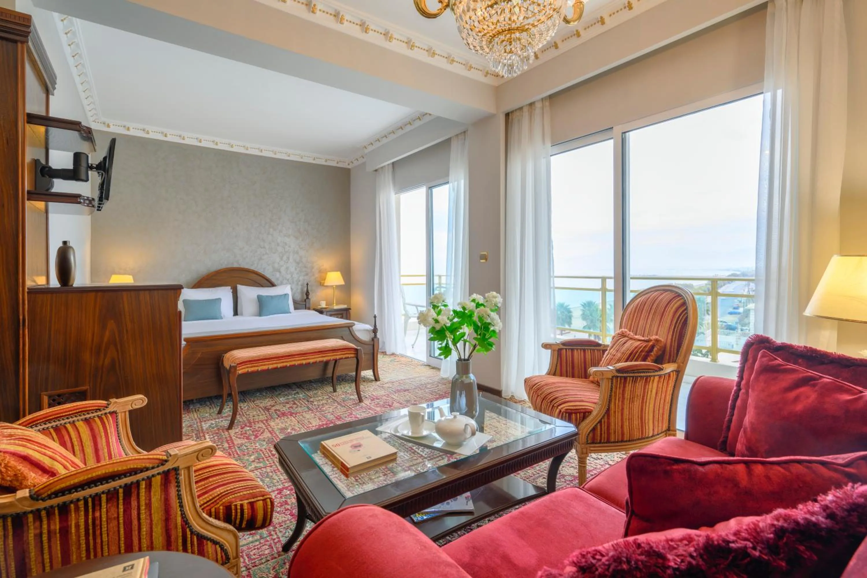 Bed in EONA BEACH RESORT by Greek Pride