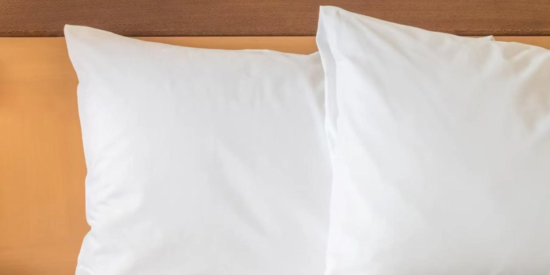 Photo of the whole room, Bed in Crowne Plaza Jingmen by IHG