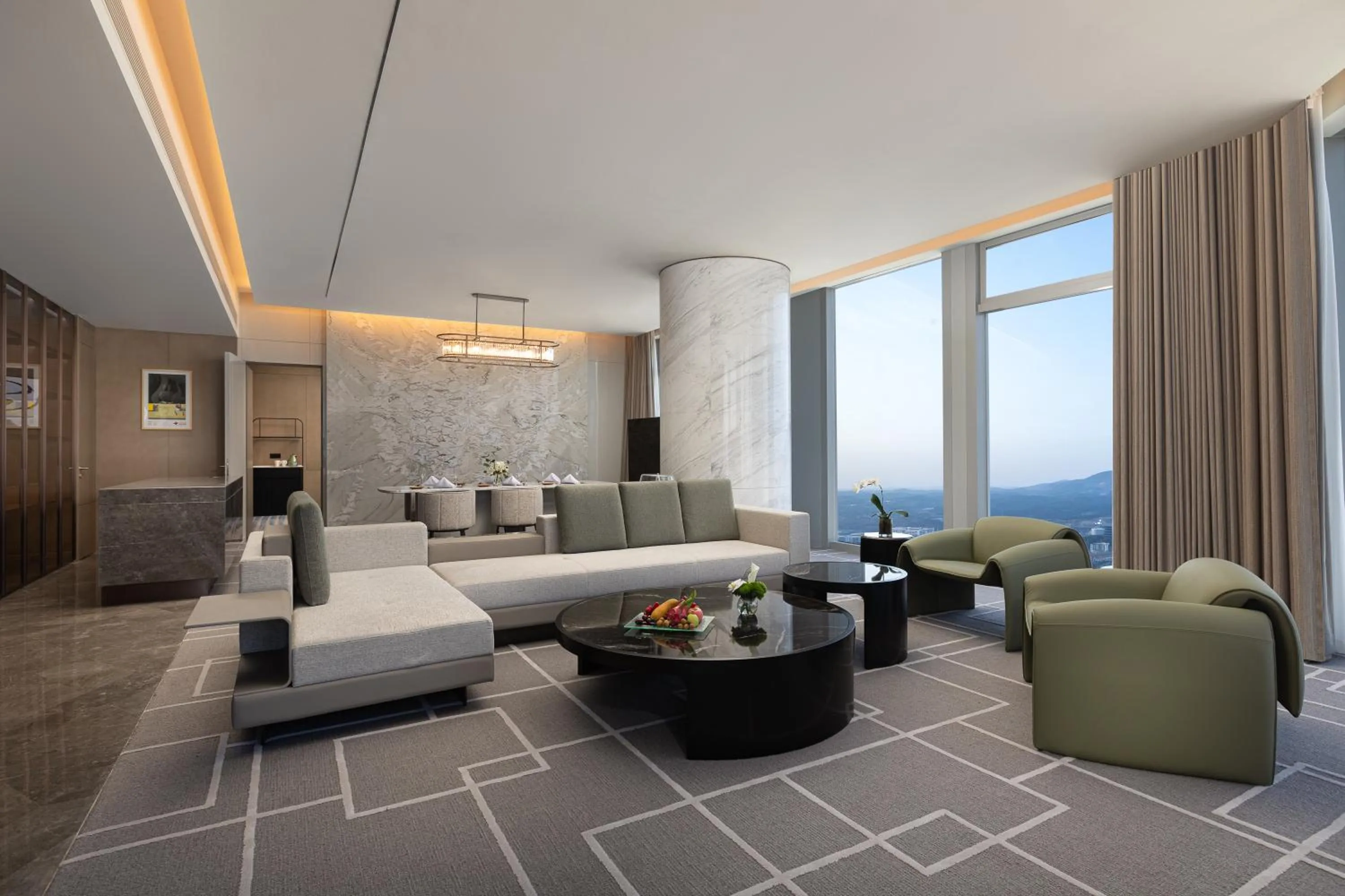 Living room in Crowne Plaza Jingmen by IHG