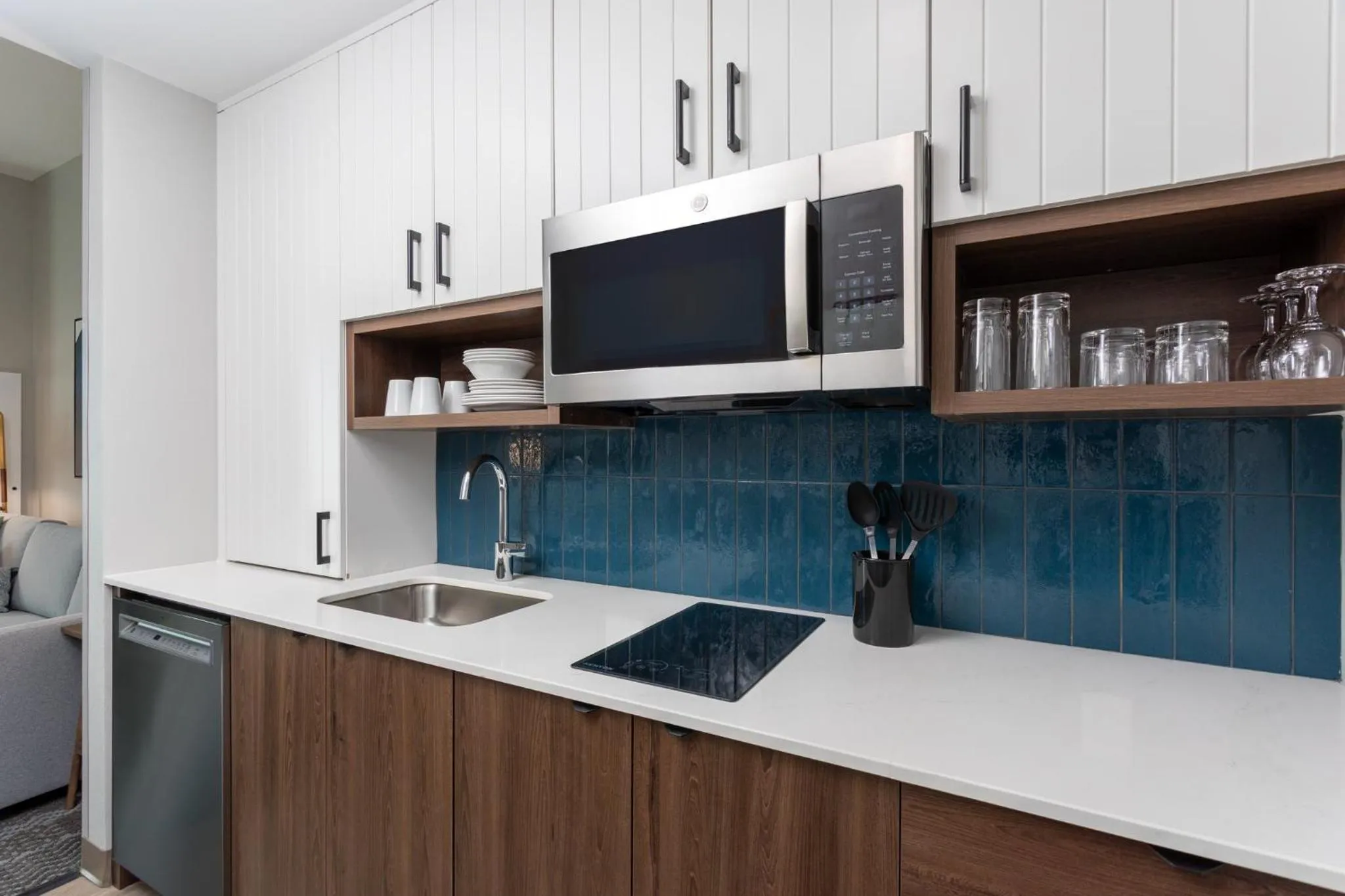 Bedroom in Staybridge Suites Ocala-near Equestrian-Aquatics by IHG