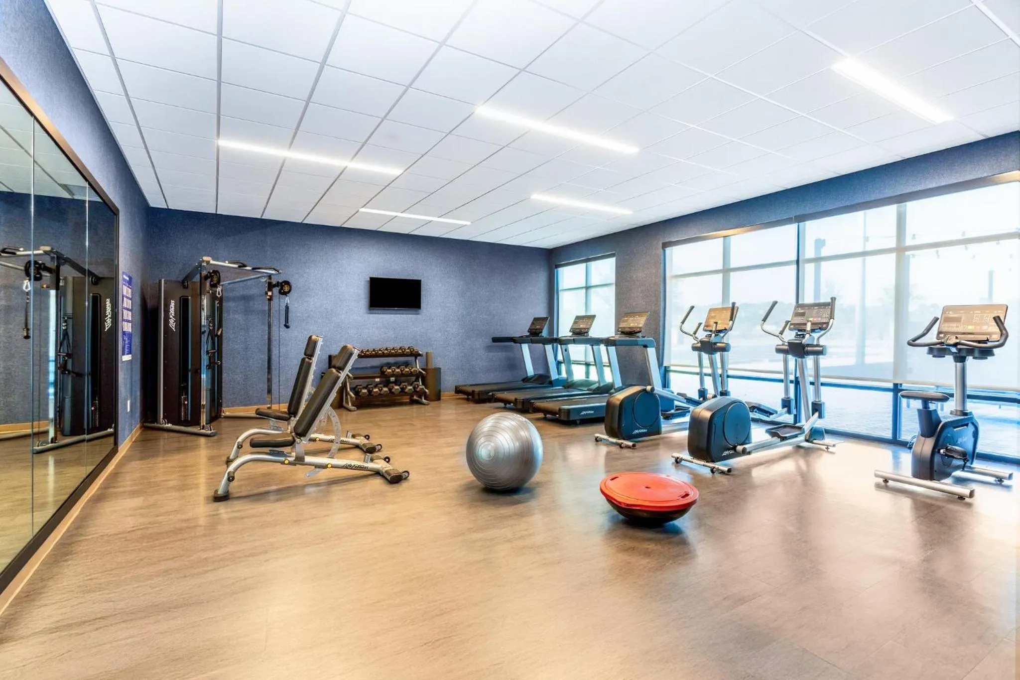 Fitness centre/facilities in Staybridge Suites Ocala-near Equestrian-Aquatics by IHG