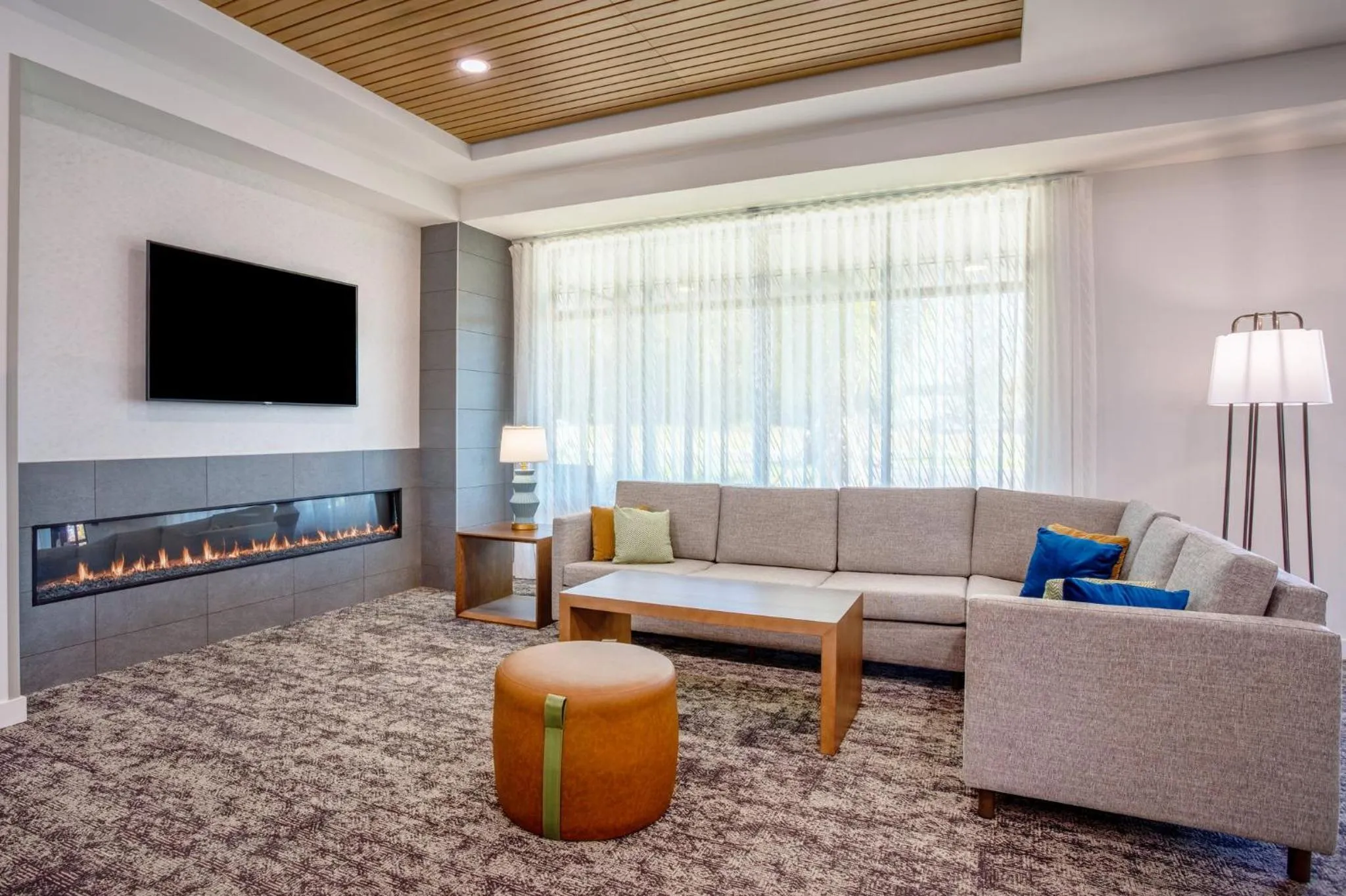 Property building in Staybridge Suites Ocala-near Equestrian-Aquatics by IHG