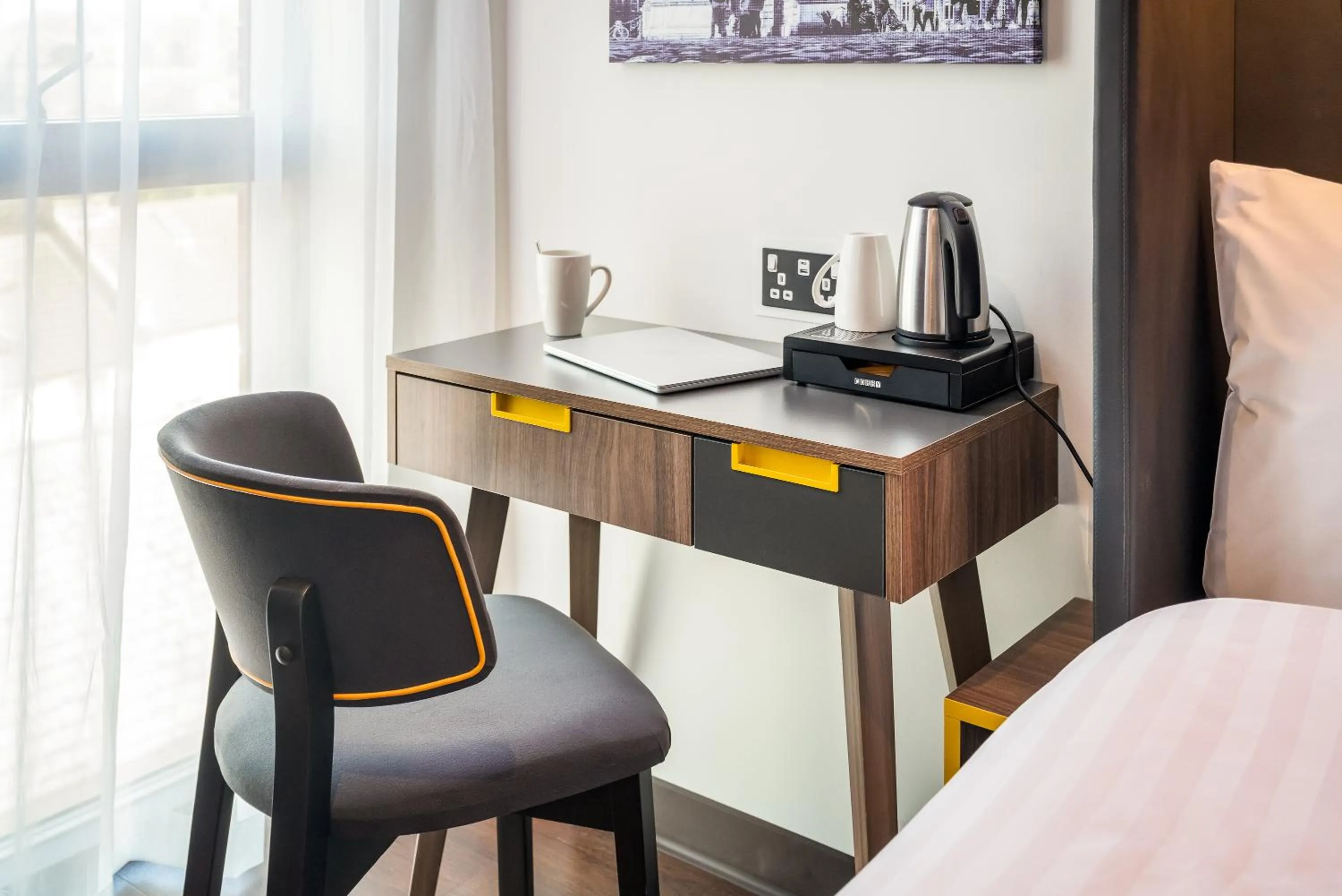 Coffee/tea facilities in Point A Hotel Dublin Liberties