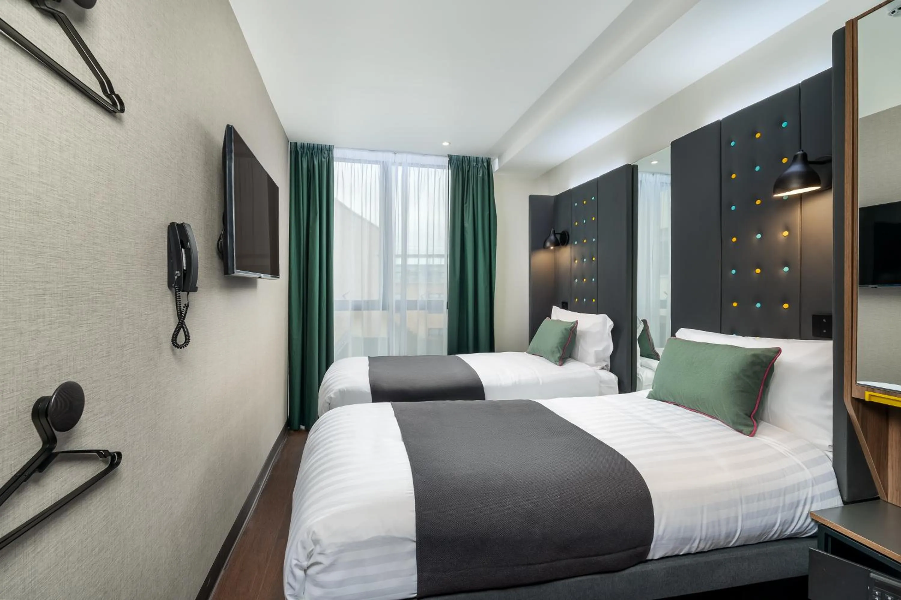 Bedroom, Bed in Point A Hotel Dublin Liberties