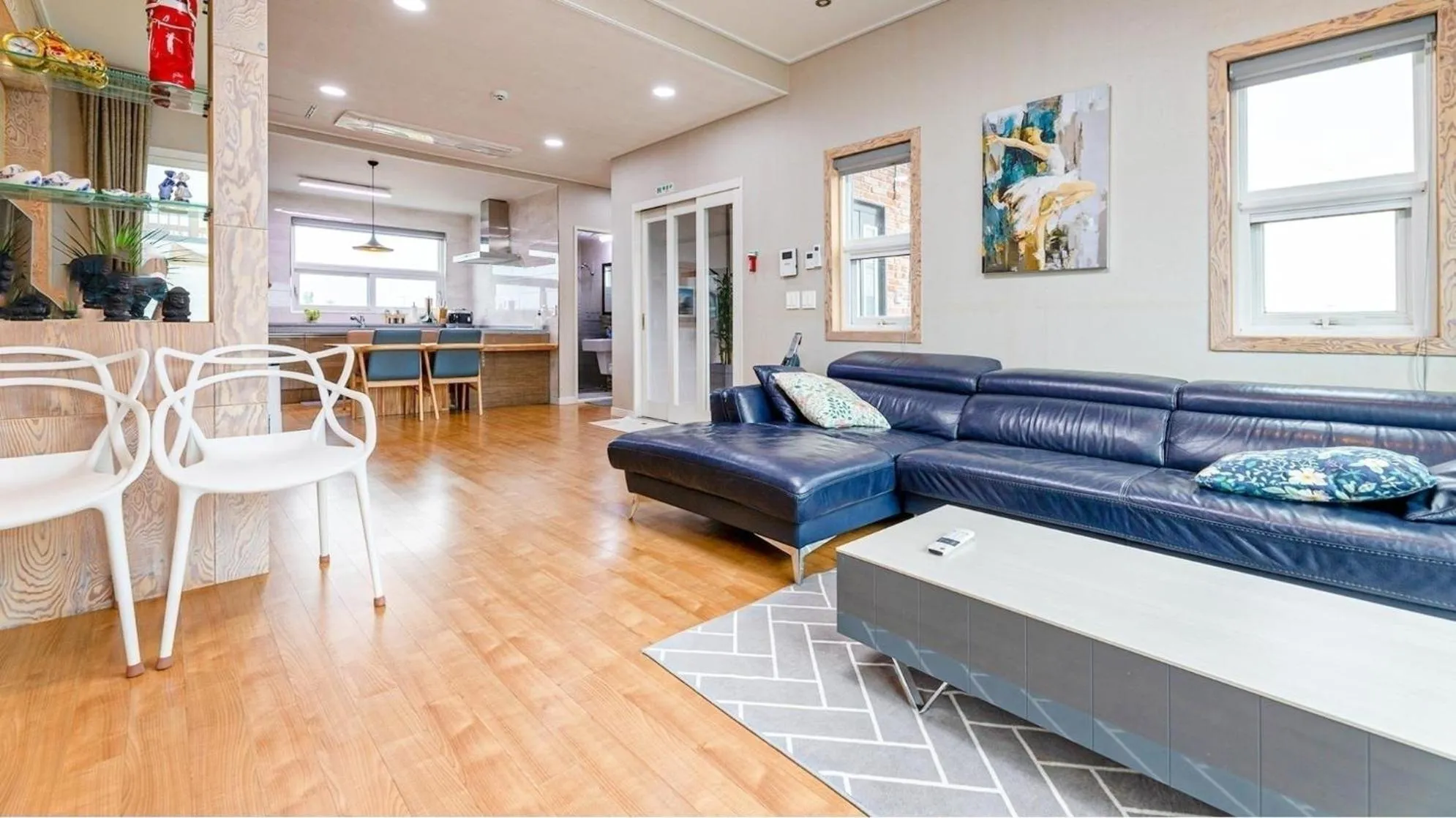 Property building in Jeju Jongdal Private Pension