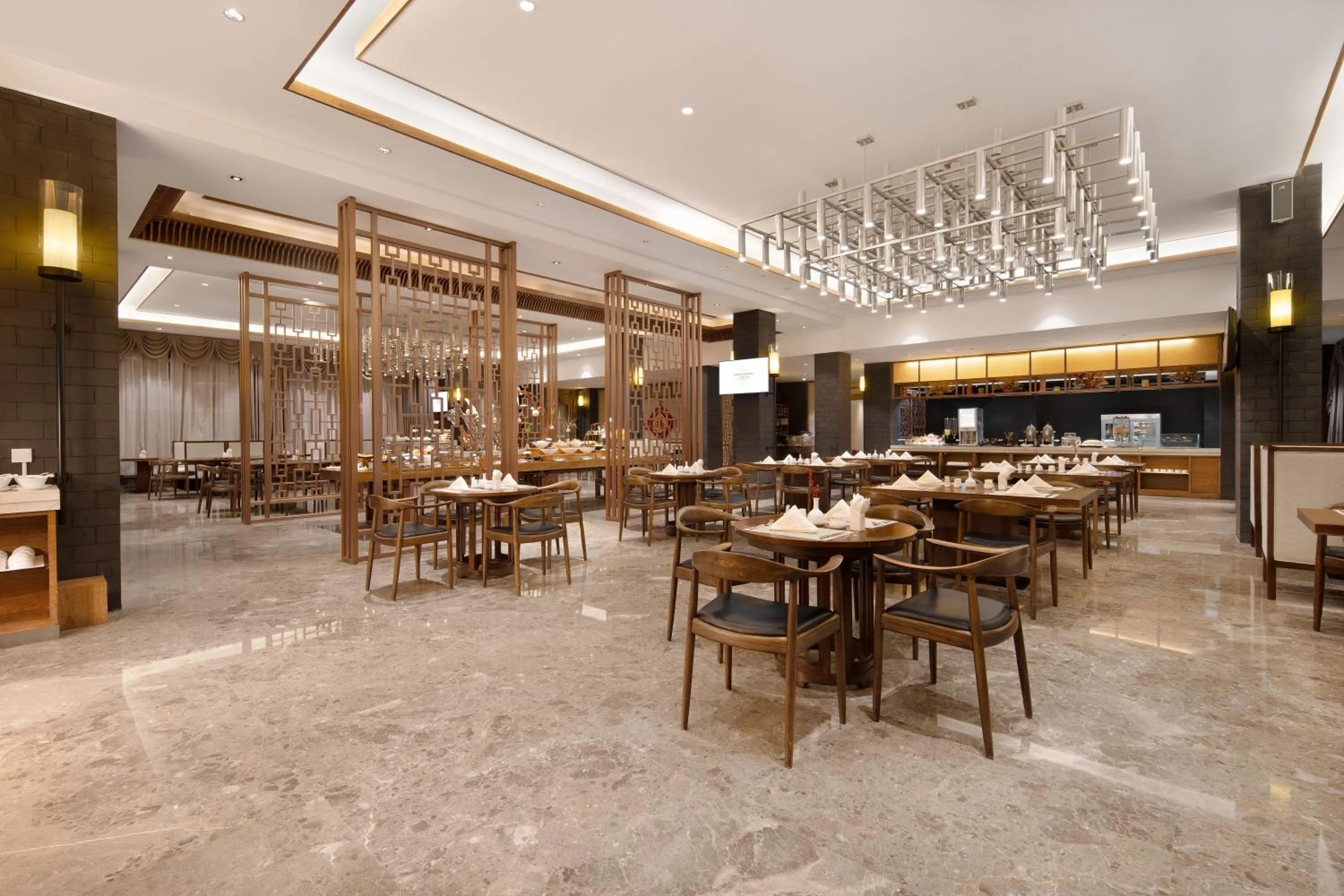 Restaurant/places to eat in Grand Mercure Kunming South