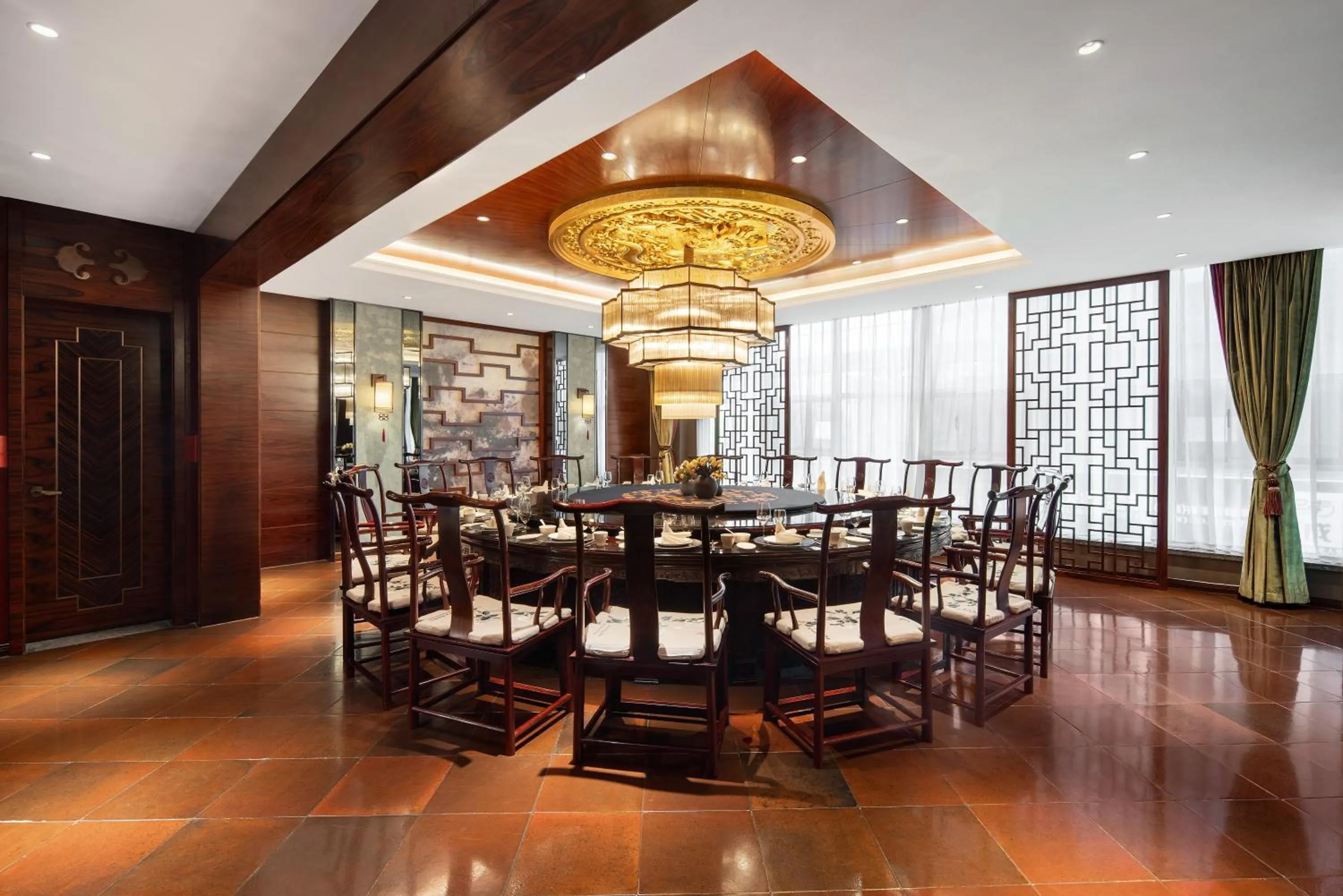 Restaurant/places to eat in Grand Mercure Kunming South