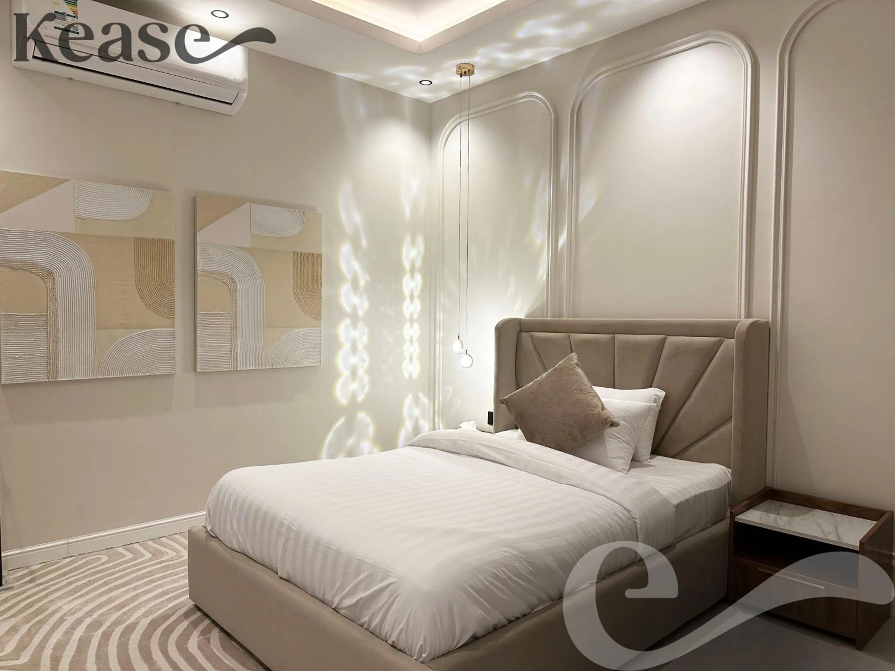 Bed in Kease Narjis A-12 Luxury Gold AX18