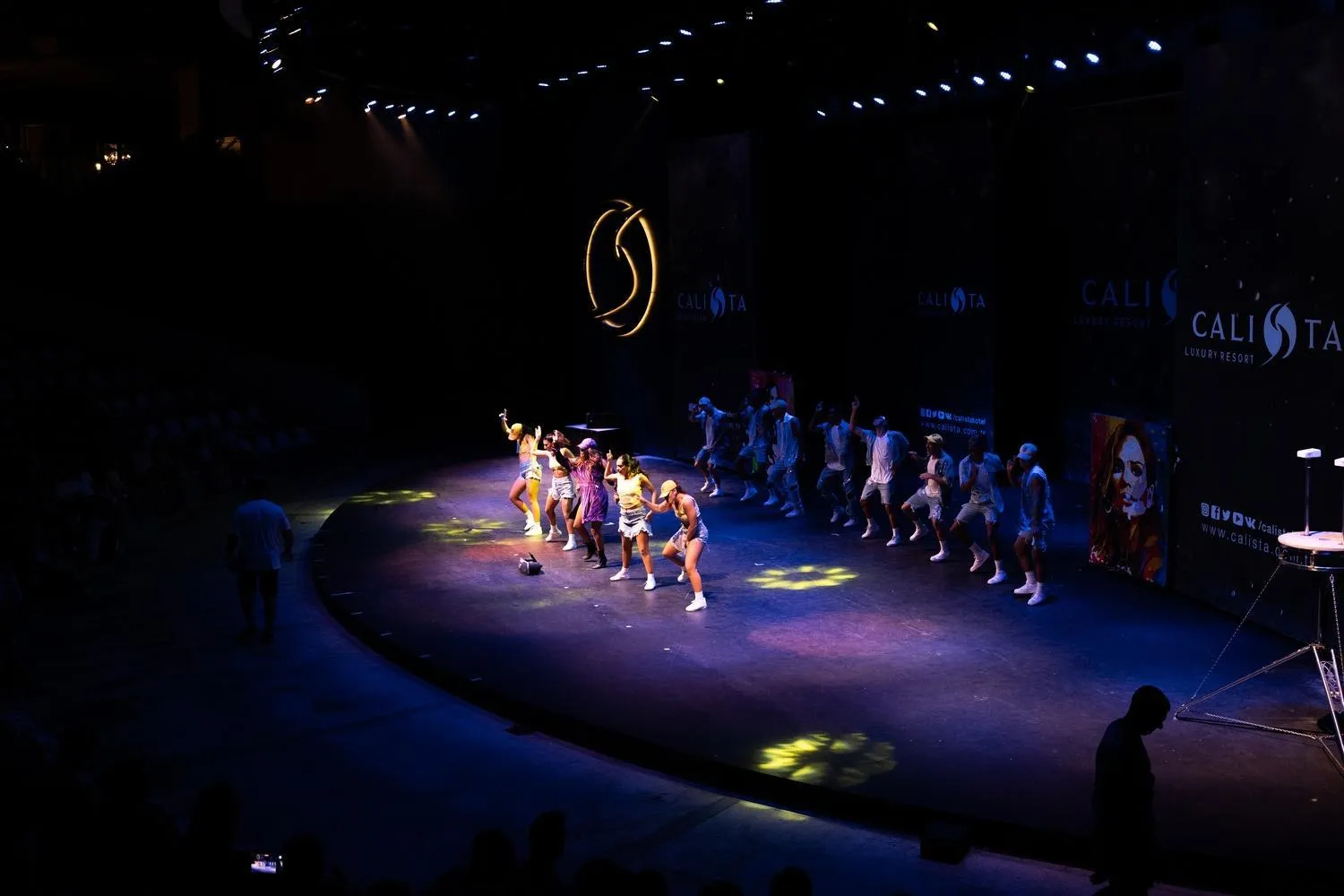 Entertainment in Calista Luxury Resort