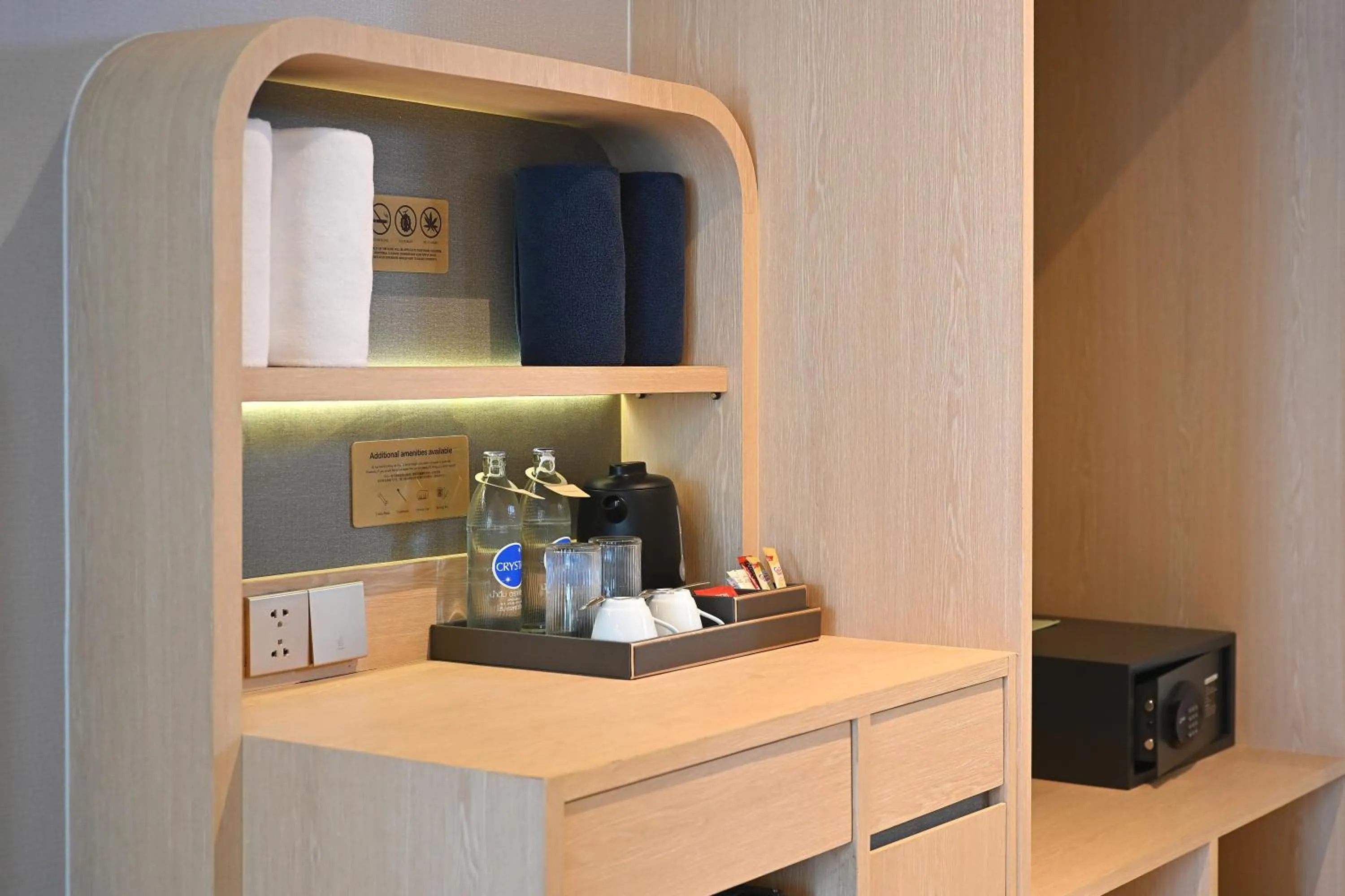 Coffee/tea facilities in Lalynn Resort & Villas, Phuket