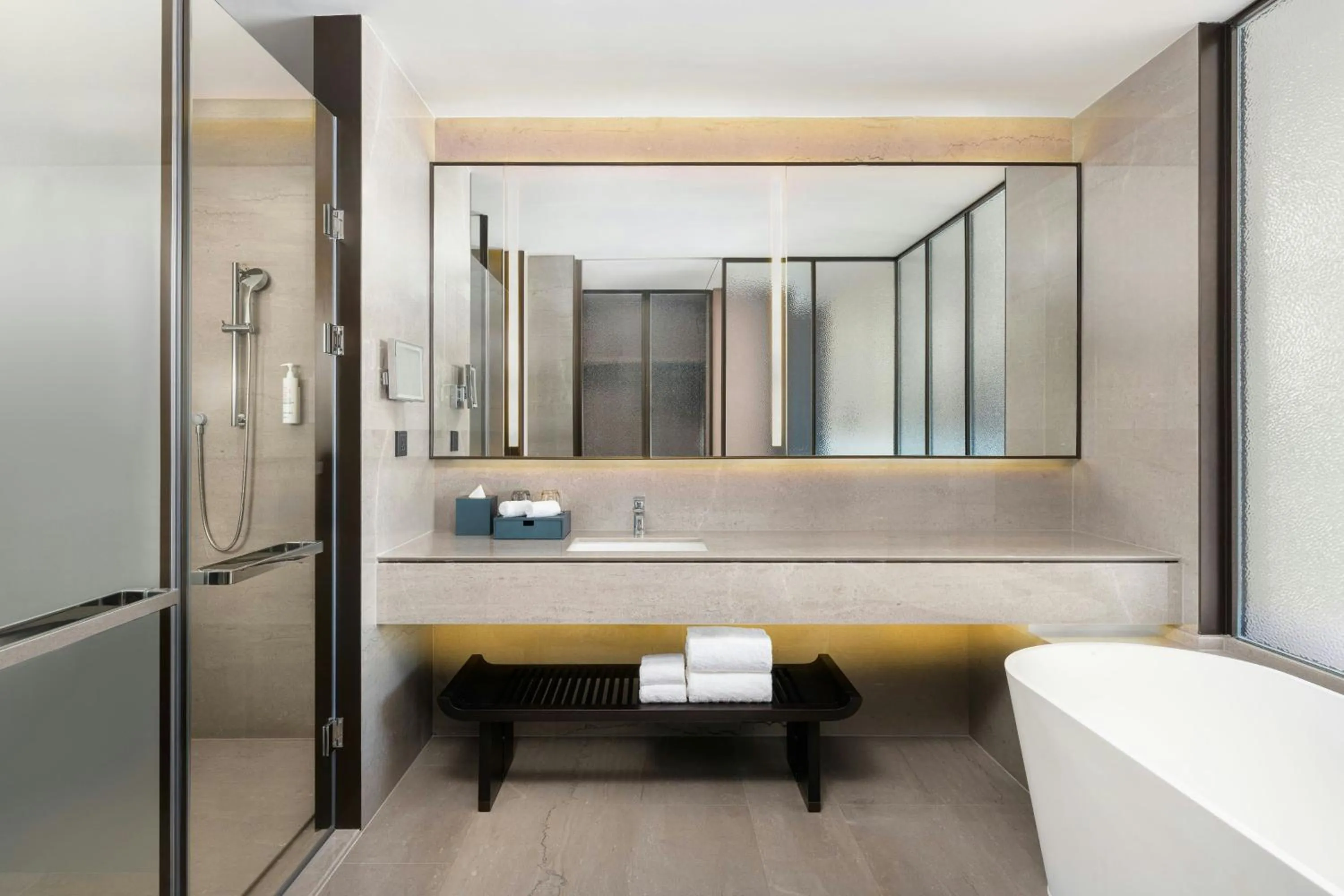 Photo of the whole room in Jieyang Marriott Hotel