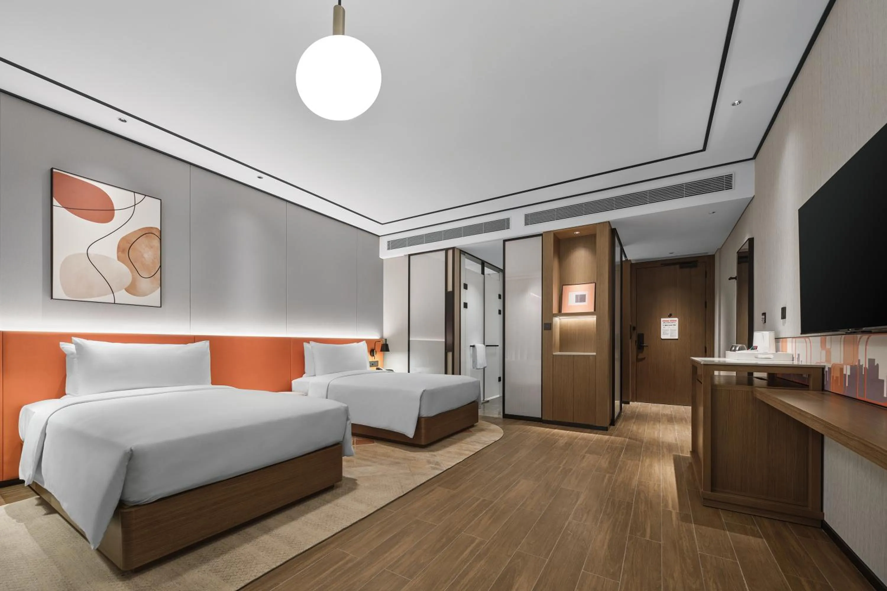 Photo of the whole room, Bed in Hilton Garden Inn Beijing Yizhuang