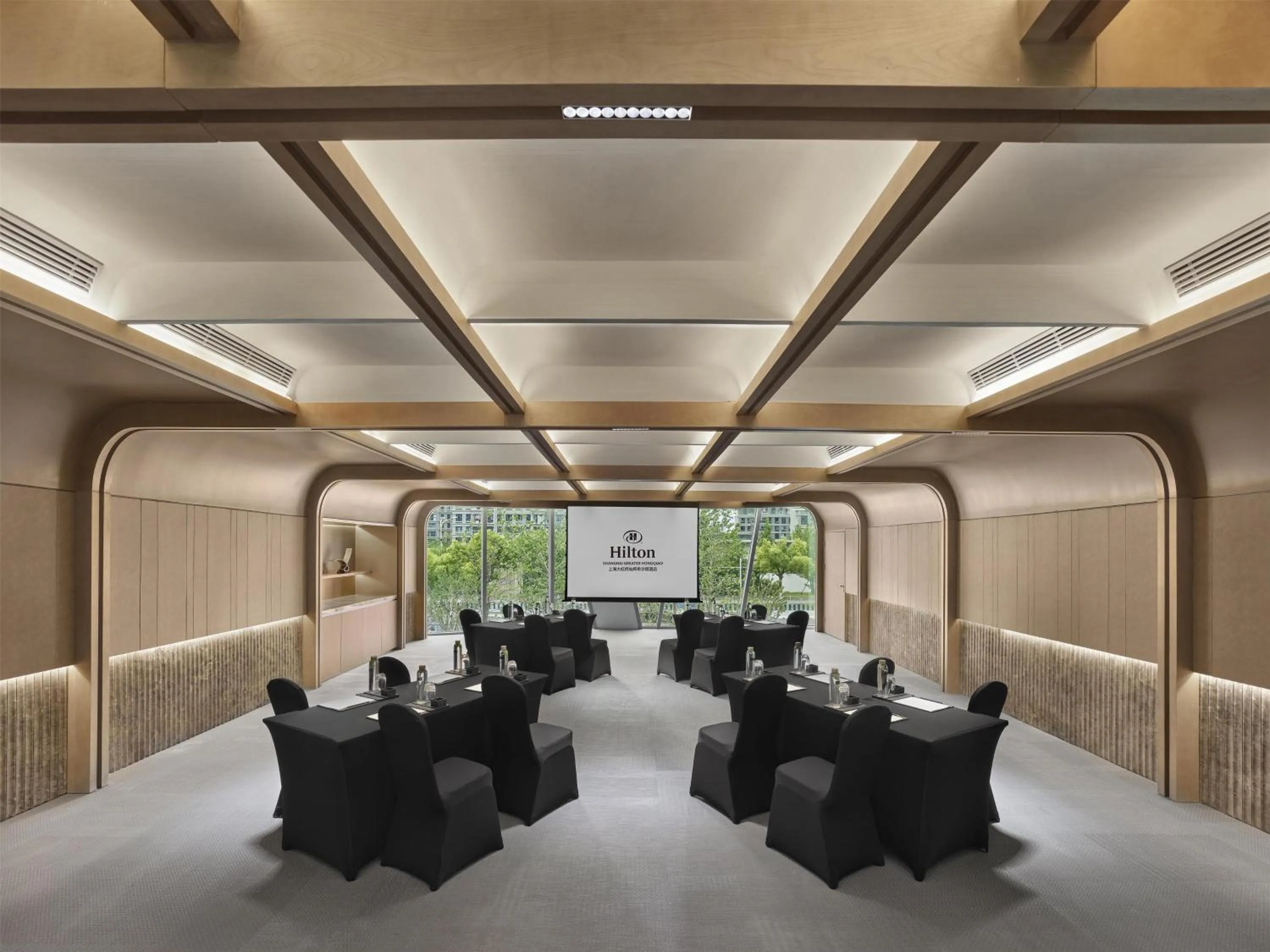 Meeting/conference room in Hilton Shanghai Greater Hongqiao