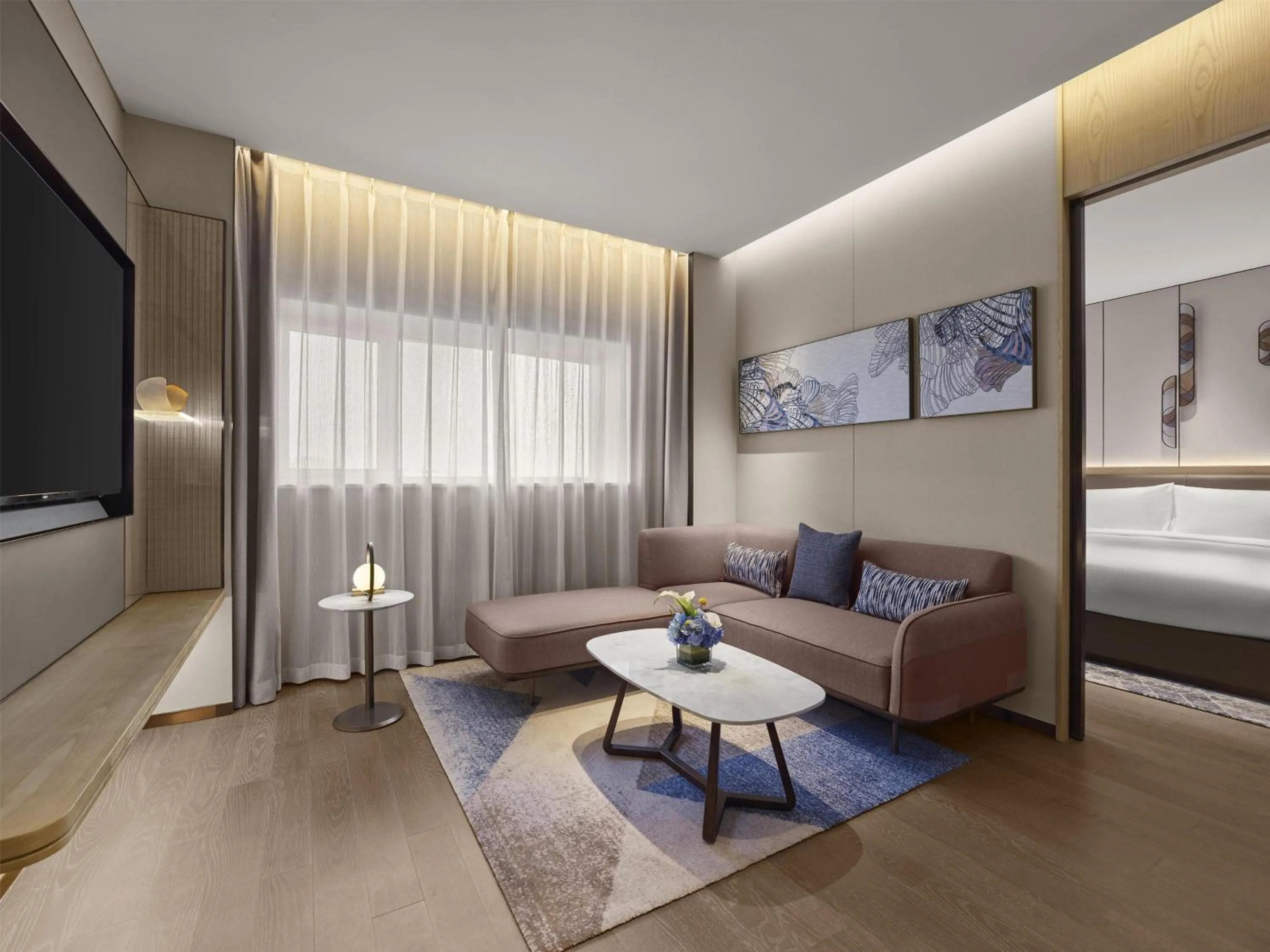 Living room, Bed in Hilton Shanghai Greater Hongqiao