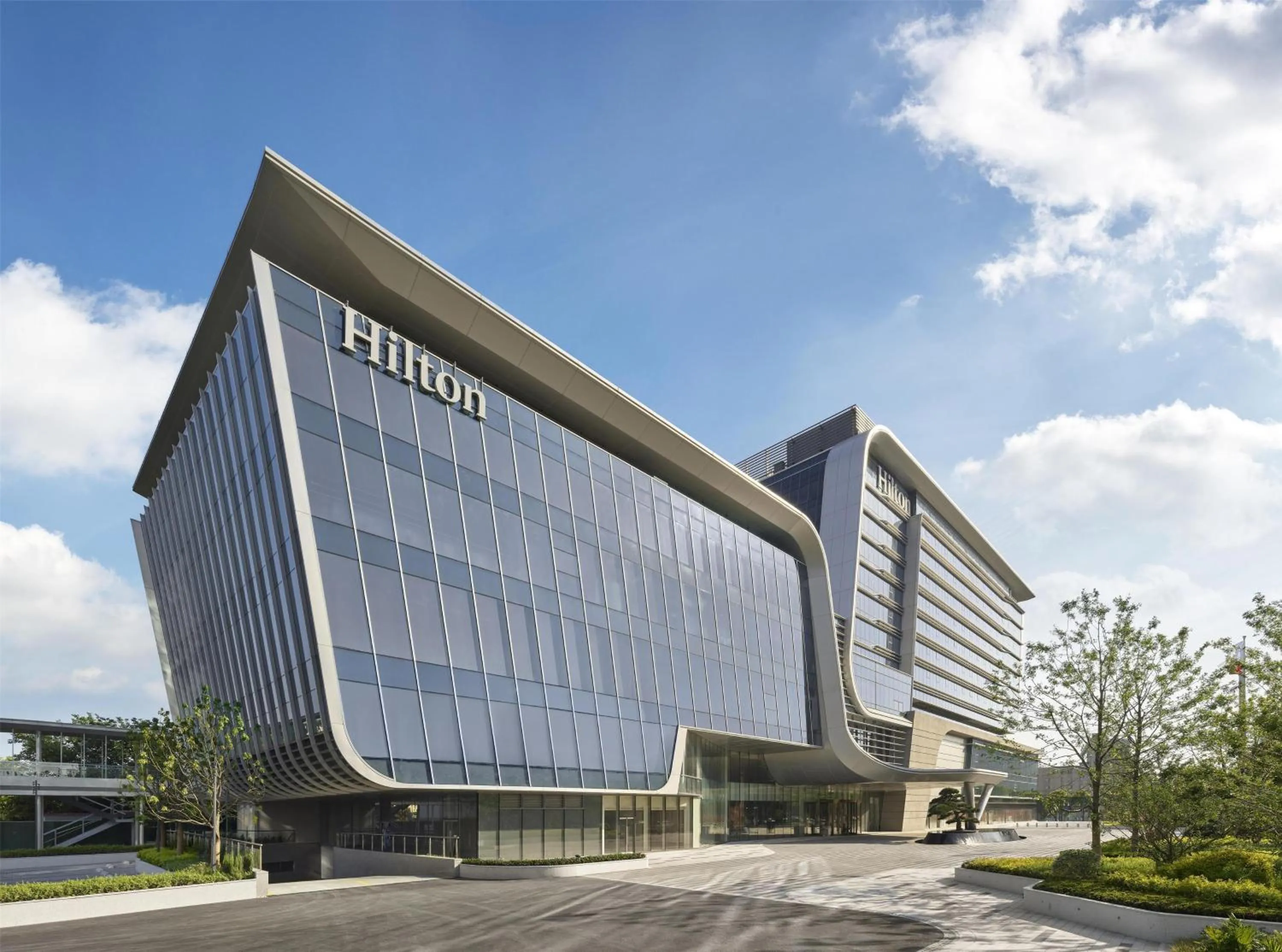 Property building in Hilton Shanghai Greater Hongqiao