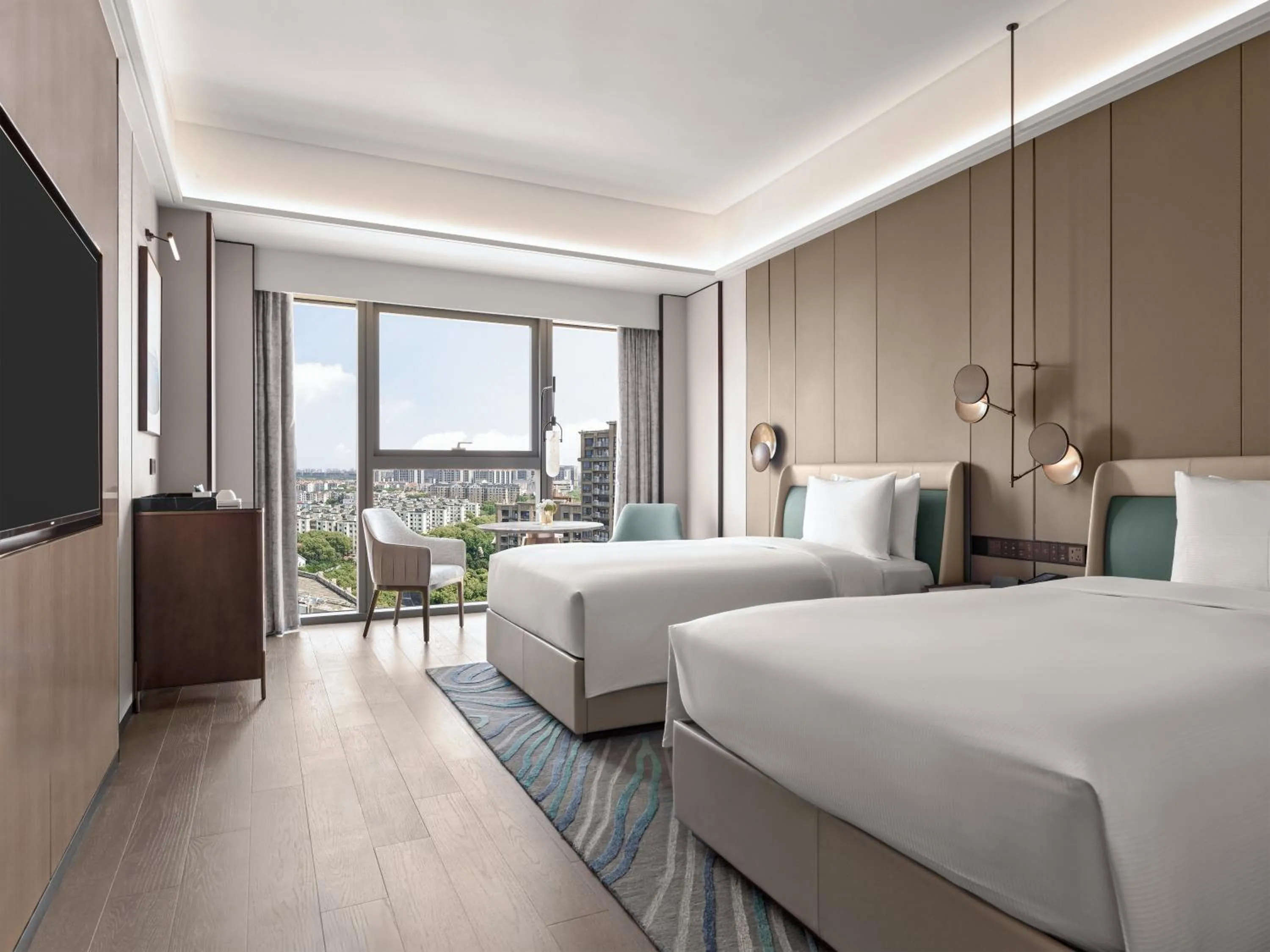 Bed in Hilton Shanghai Greater Hongqiao