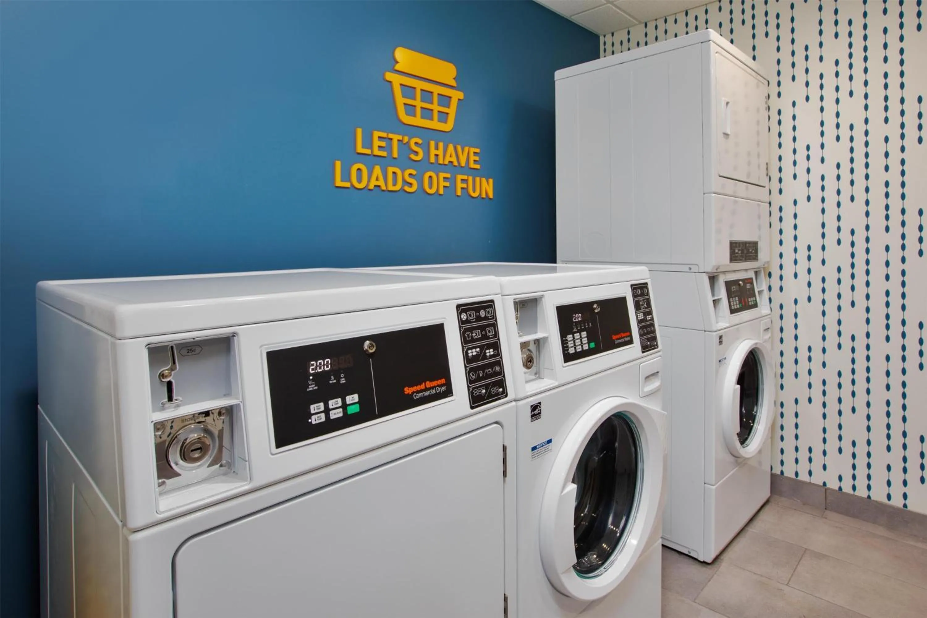 laundry in Home2 Suites By Hilton Traverse City