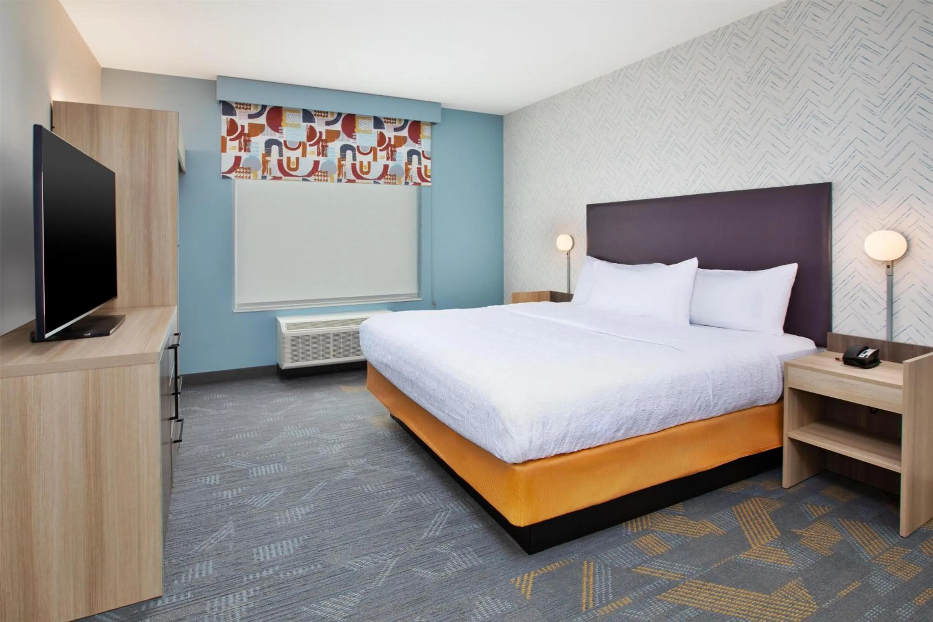 Bed in Home2 Suites By Hilton Traverse City