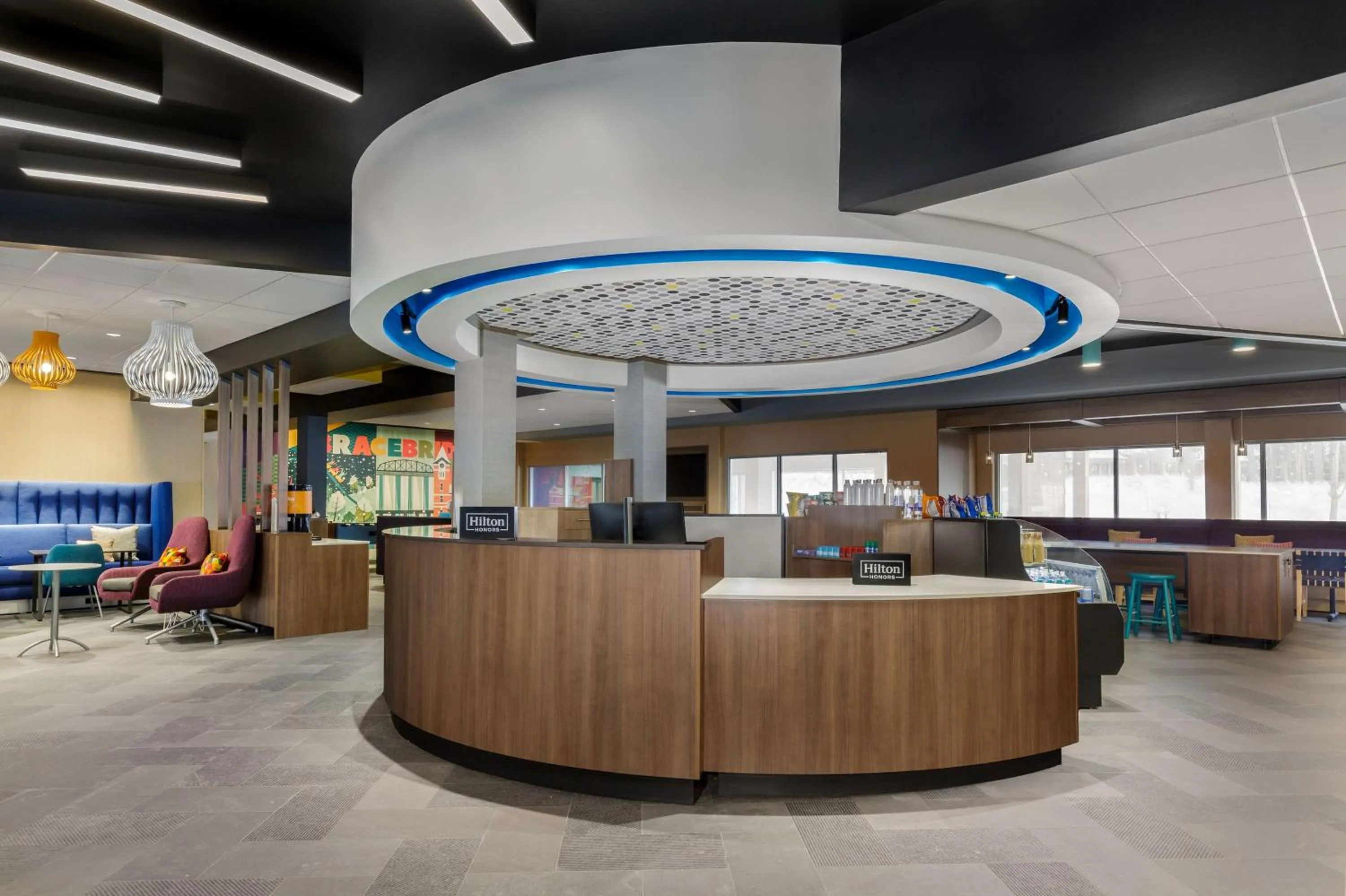 Lobby or reception in Tru By Hilton Bracebridge, On