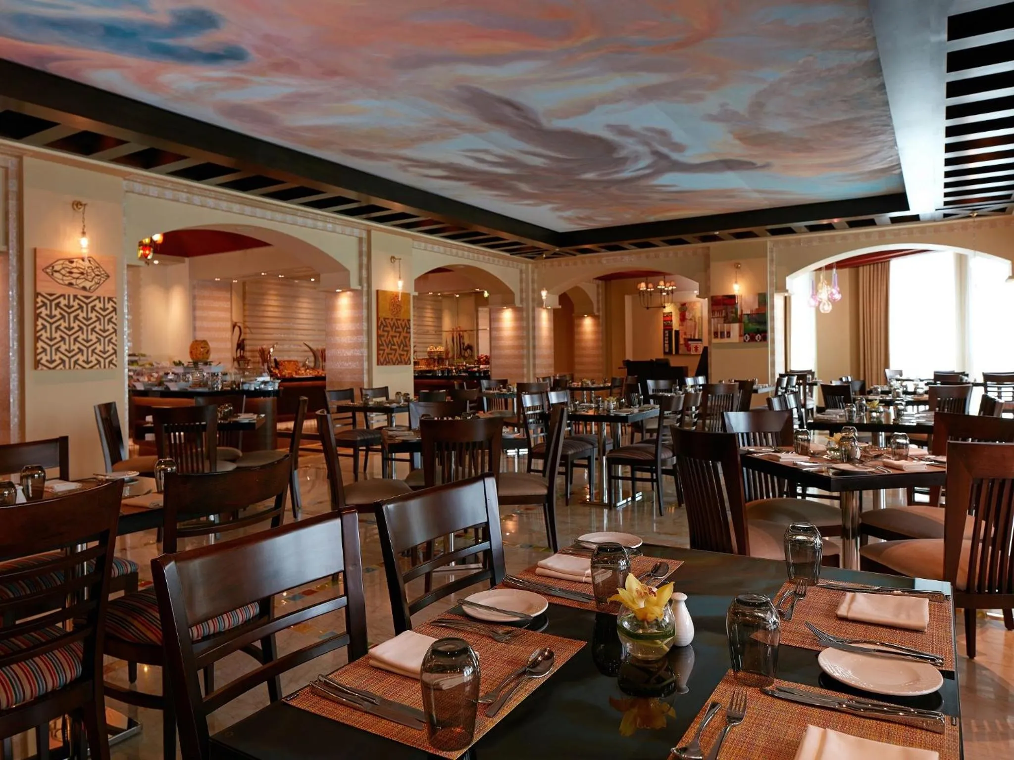 Restaurant/places to eat in Millennium Hotel & Convention Centre Kuwait