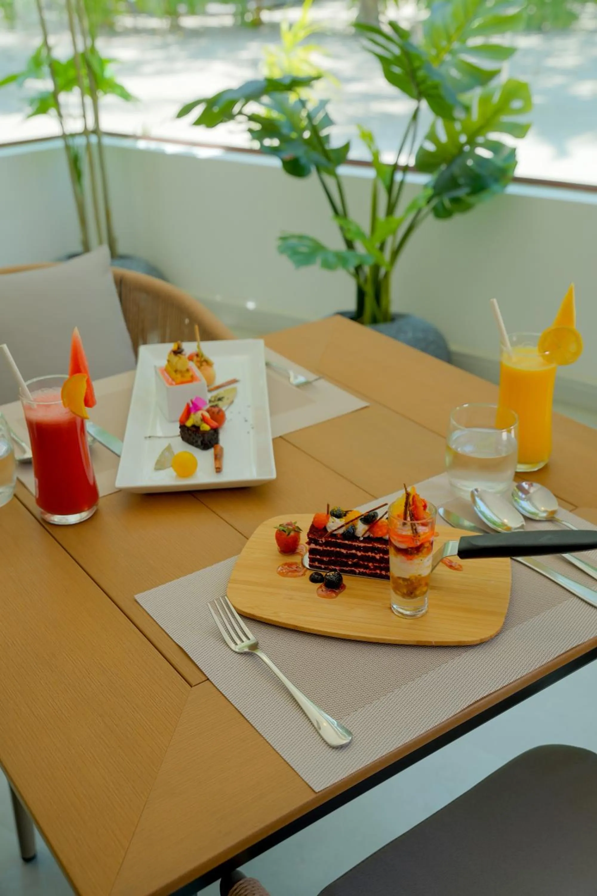 Restaurant/places to eat in Cocomo Maldives