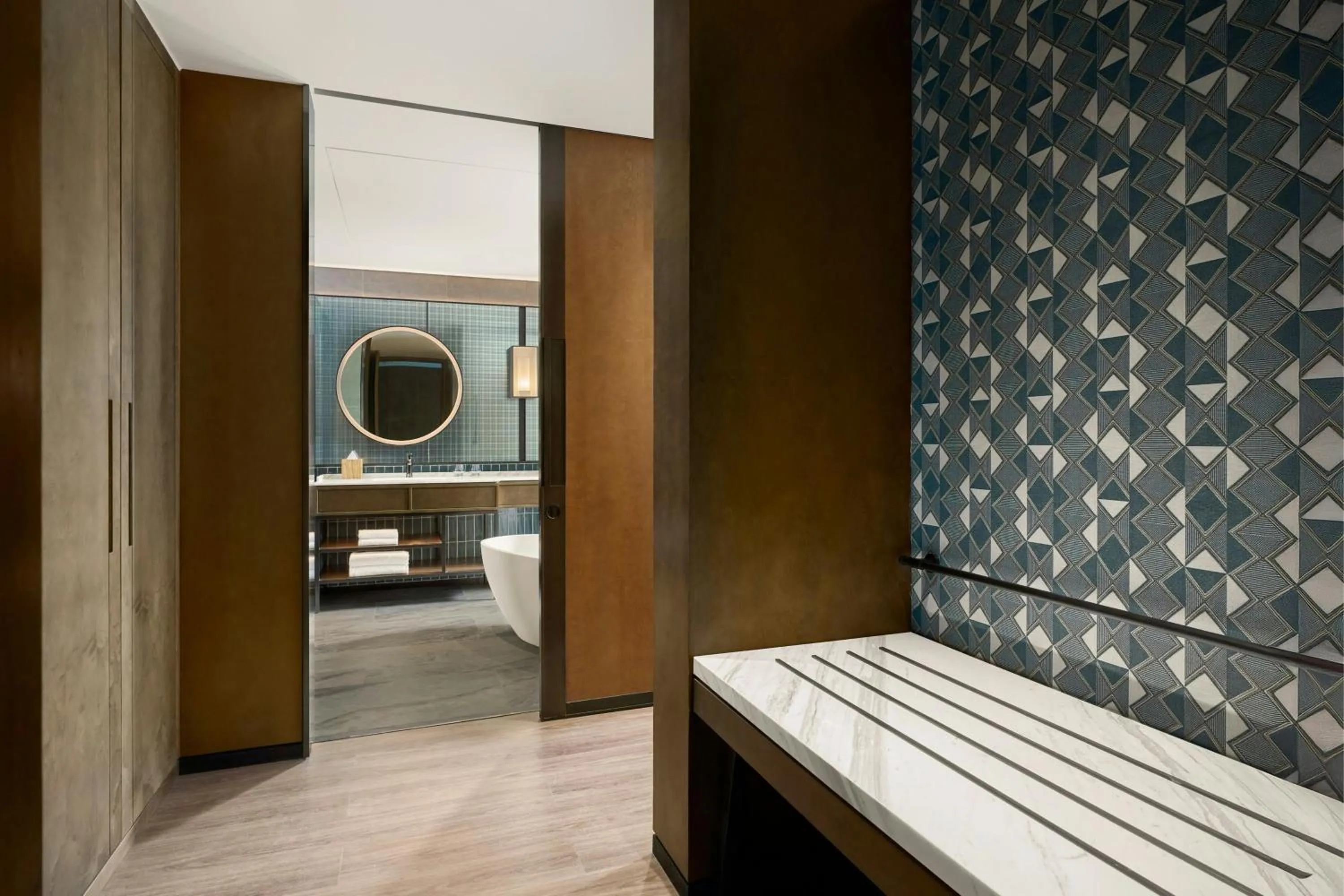 Photo of the whole room, Bed in Four Points by Sheraton Ha Giang