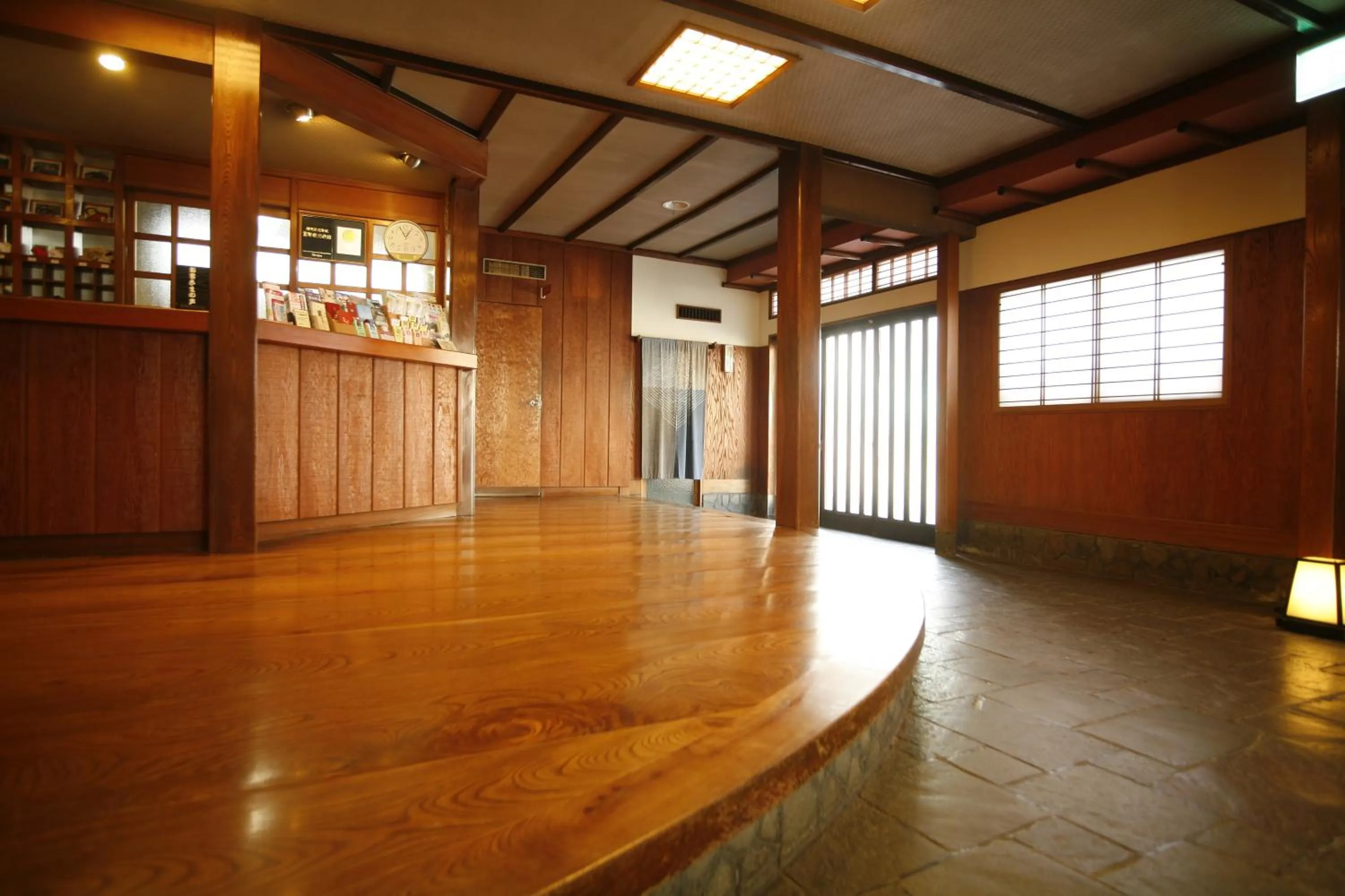 Facade/entrance in Sennennoyu Koman