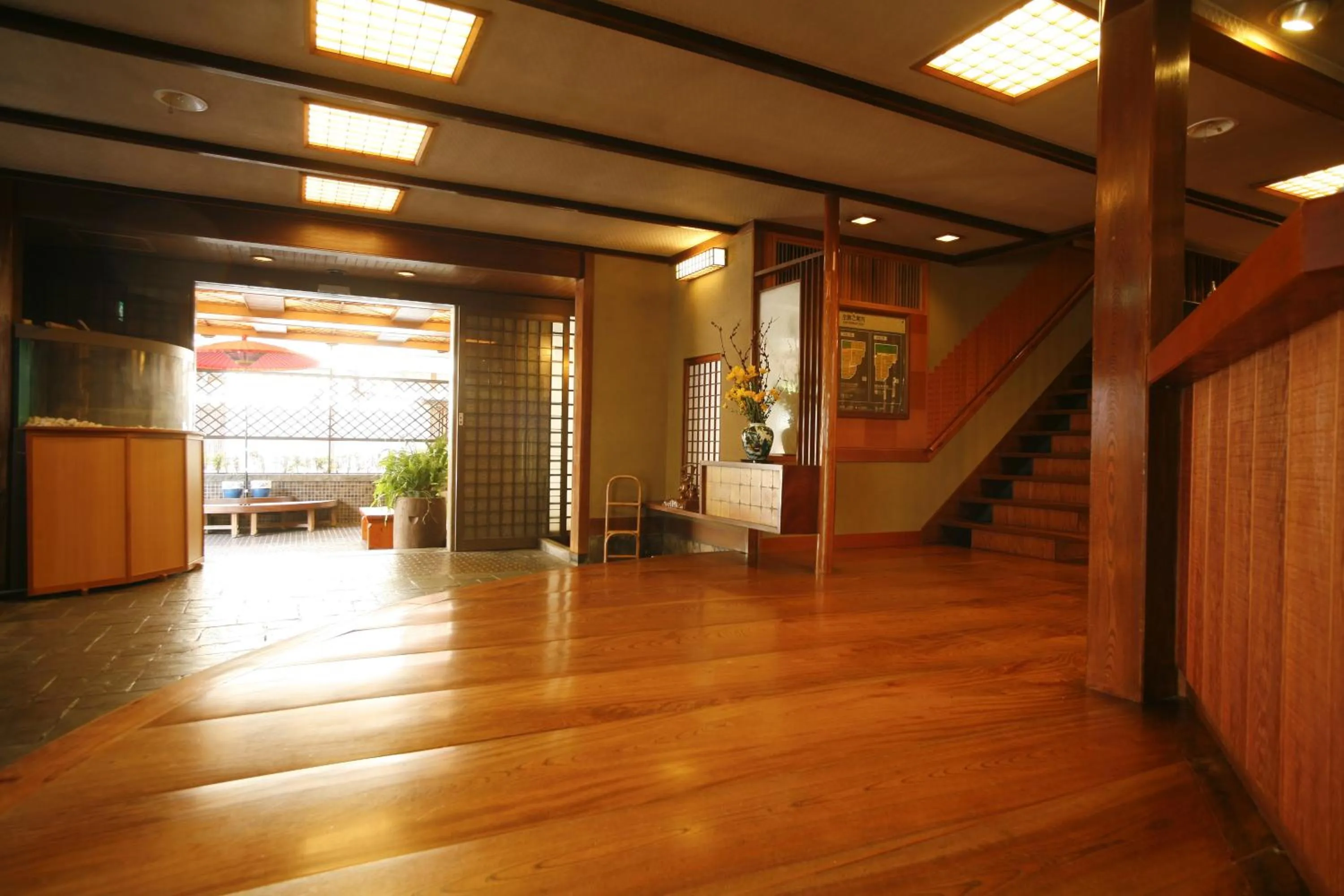 Facade/entrance in Sennennoyu Koman