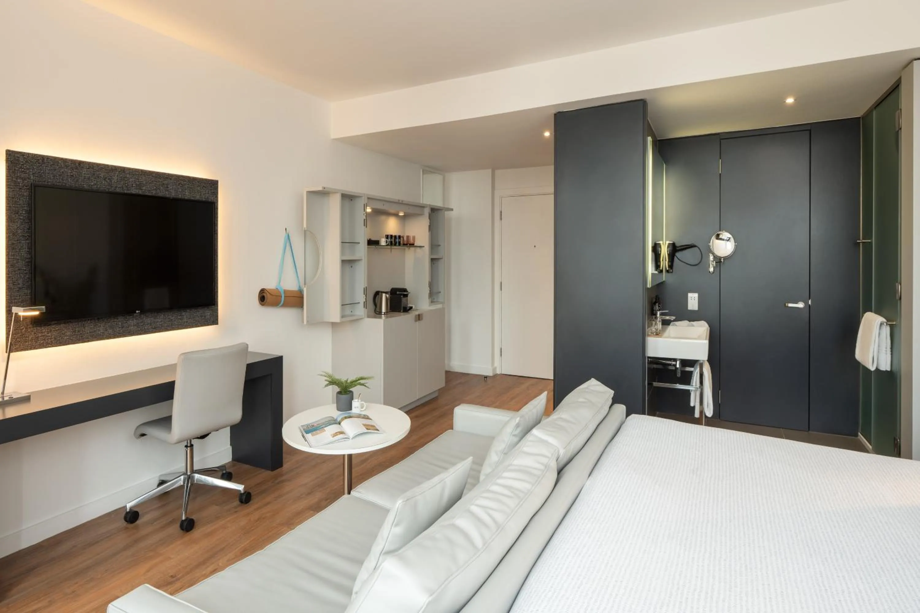 Bed in INNSiDE by Meliá Manchester