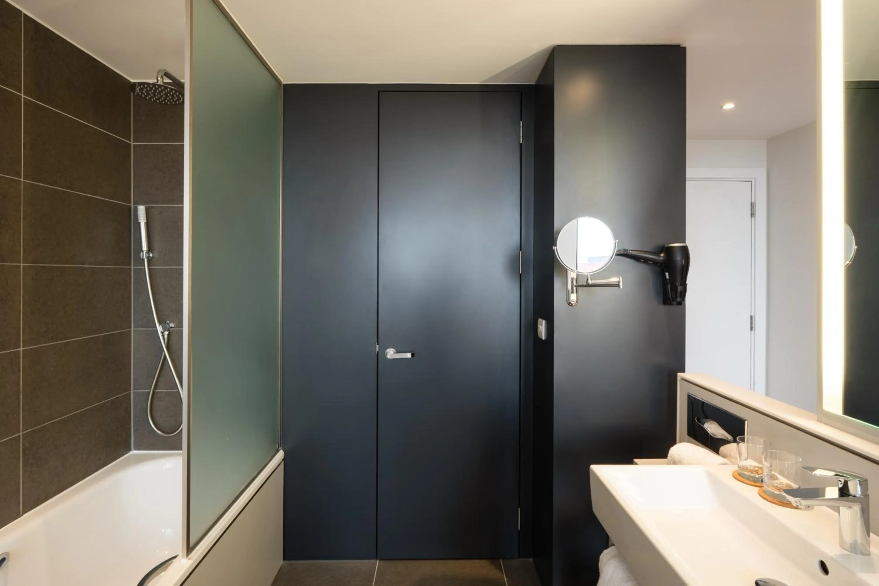 Bedroom in INNSiDE by Meliá Manchester