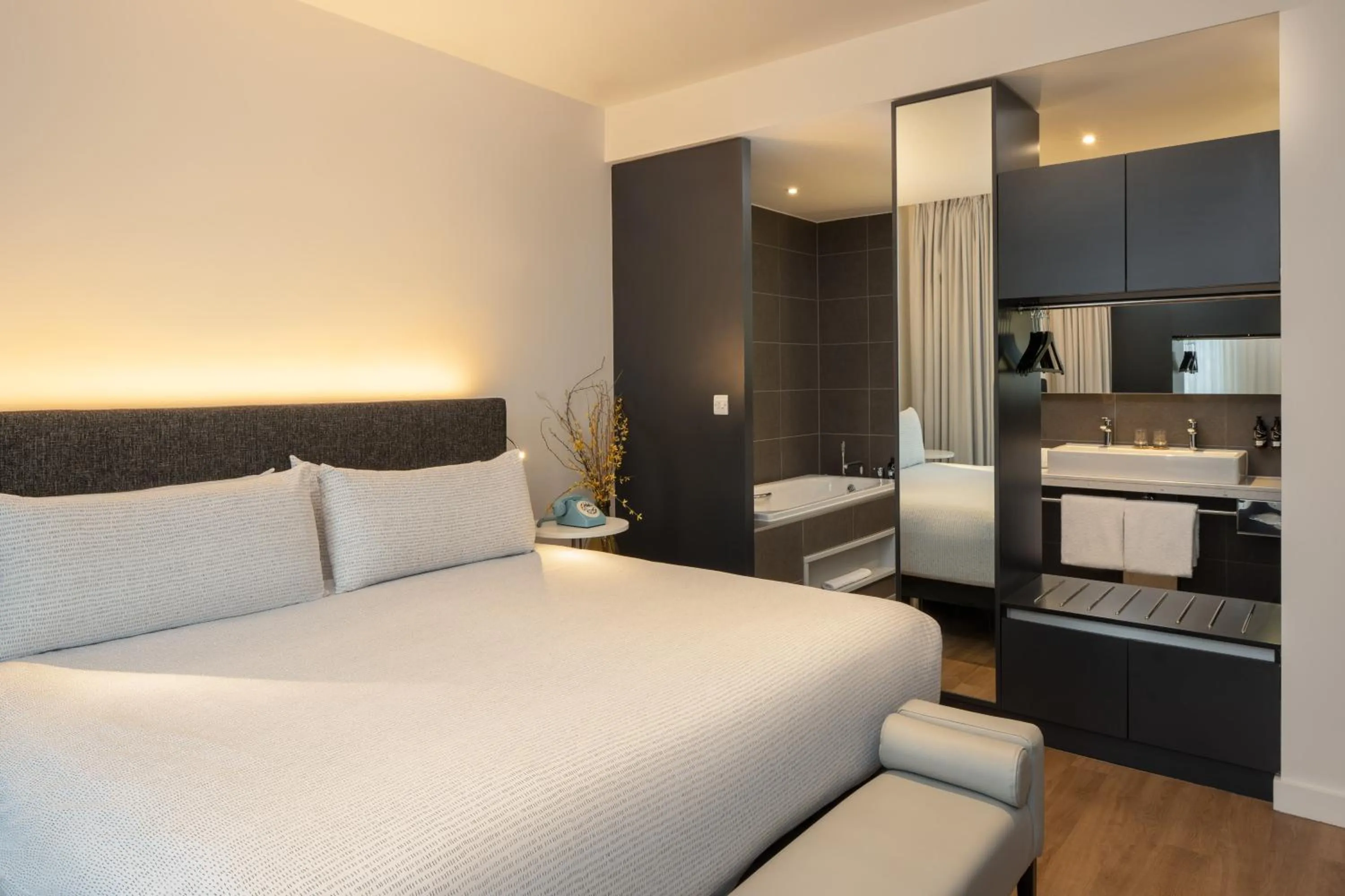 Bedroom, Bed in INNSiDE by Meliá Manchester