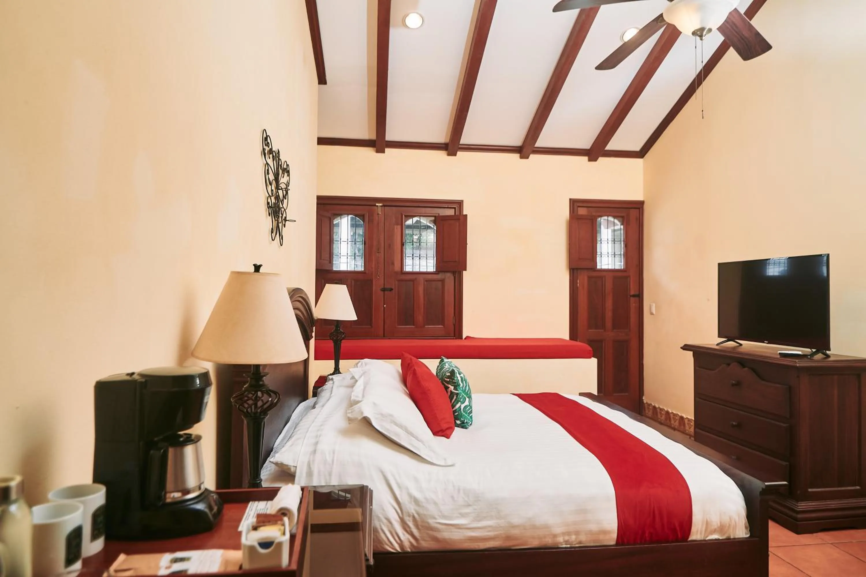 Bed in Hotel Plaza Colon - Granada Nicaragua