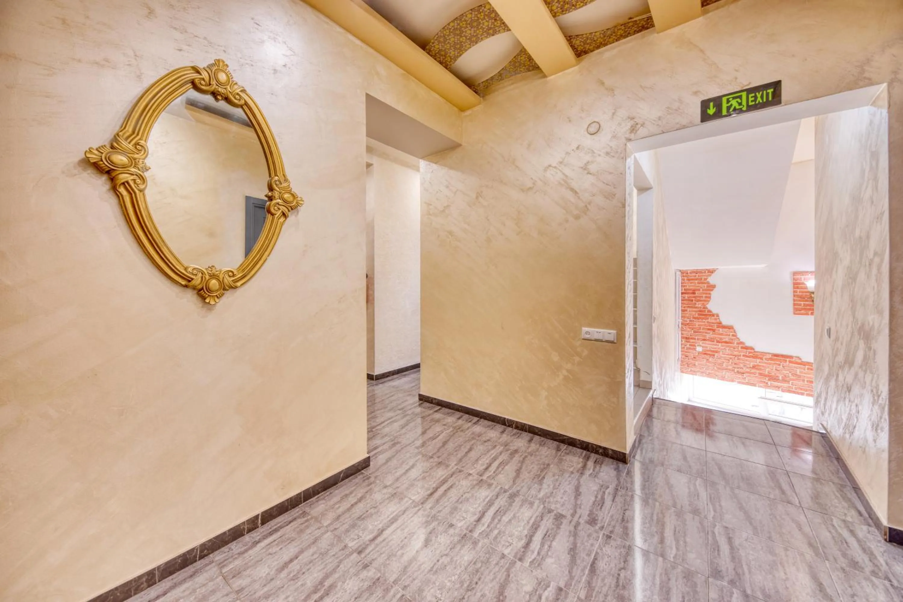 Property building in Aleppo Hotel