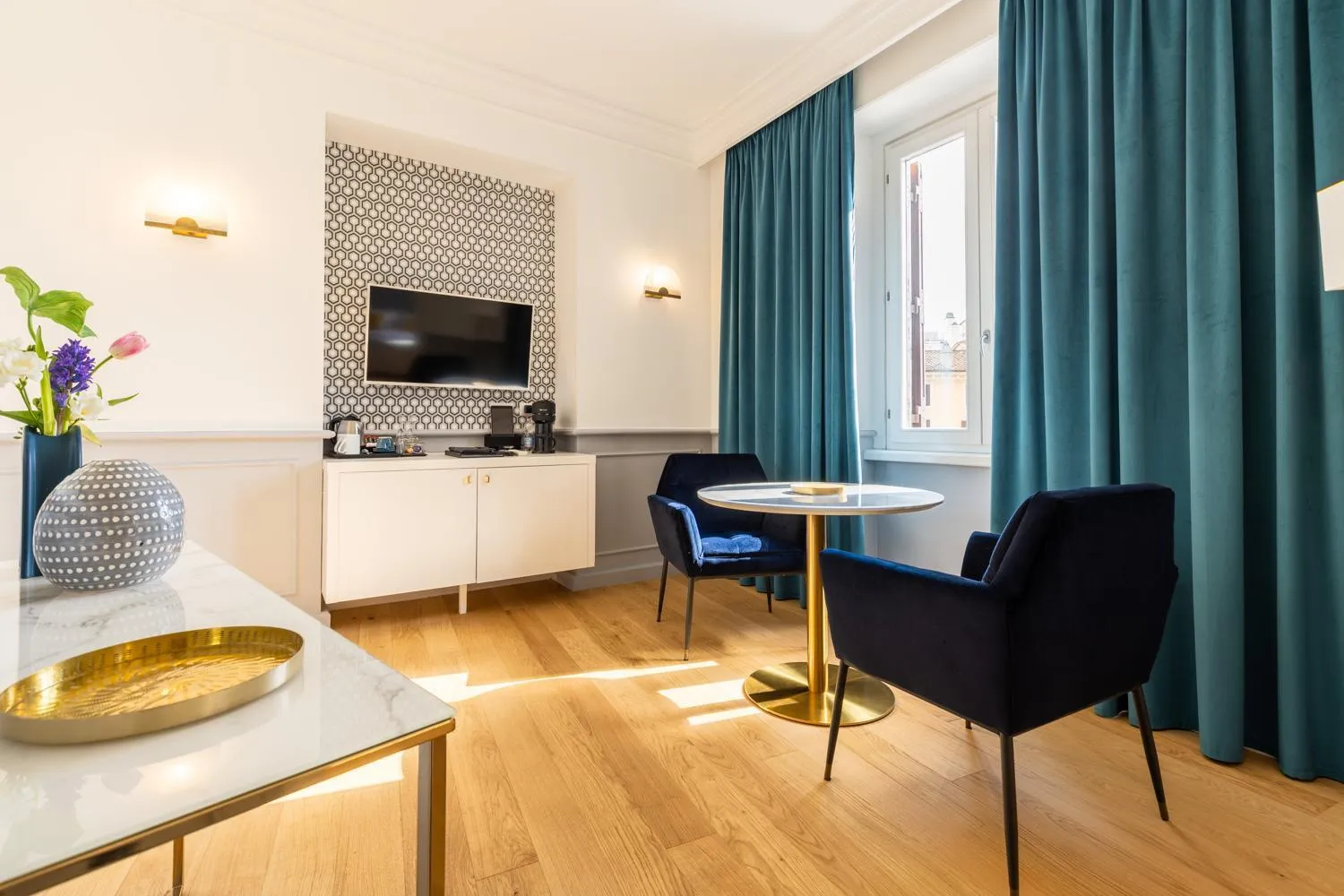 TV and multimedia in Navona 49 Luxury Suites&Apartment