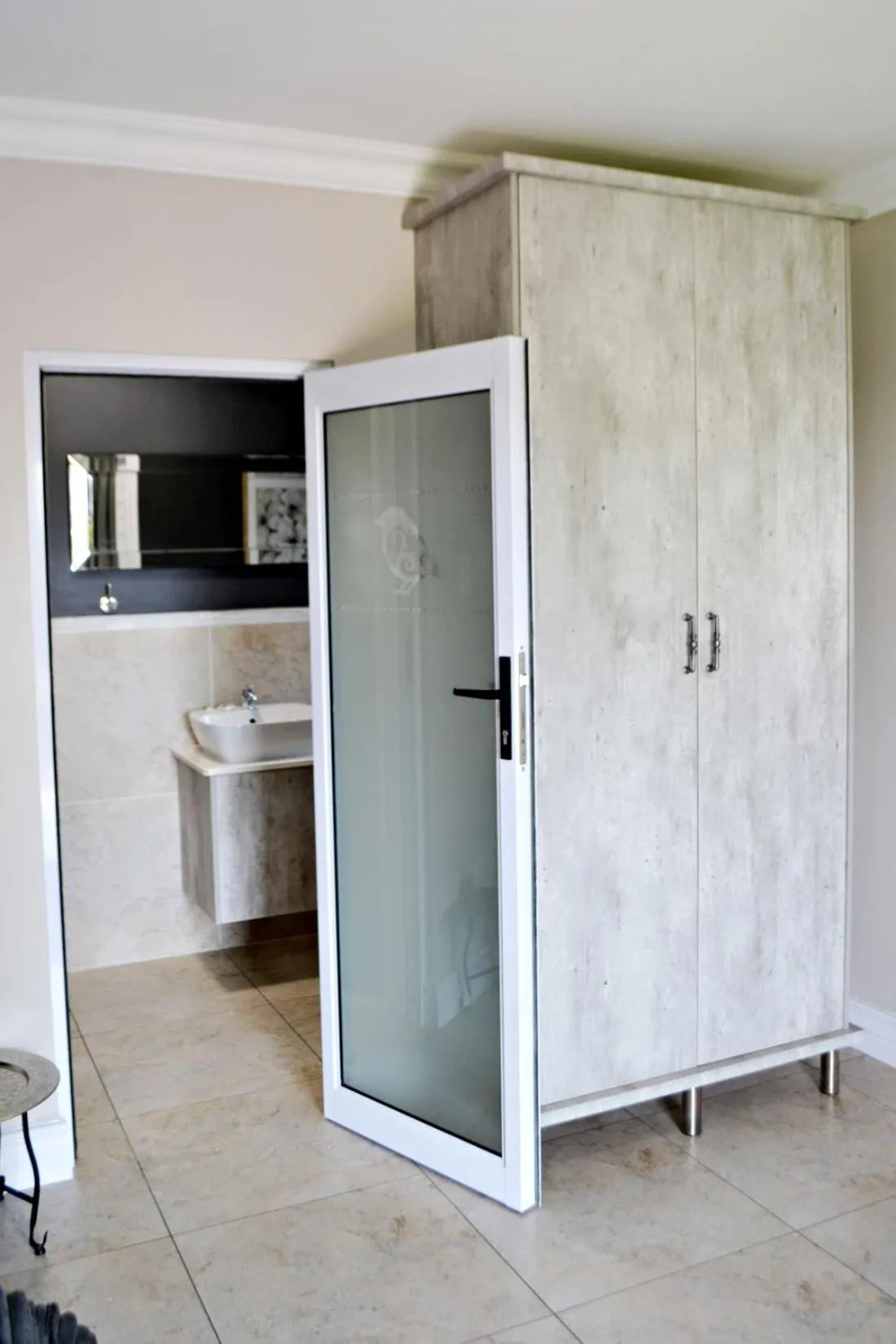 Shower in Bokmakierie Gastehuis Emalahleni Pty Ltd
