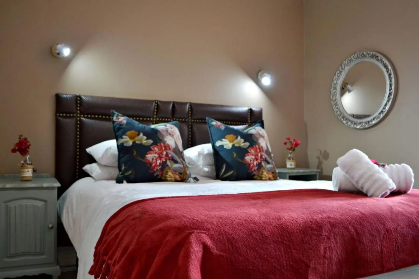 Bed in Bokmakierie Gastehuis Emalahleni Pty Ltd