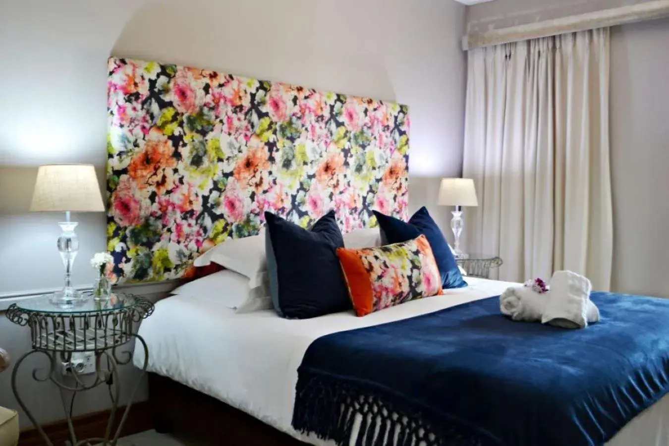 Standard Double or Twin Room - single occupancy in Bokmakierie Gastehuis Emalahleni Pty Ltd Standard Double or Twin Room - single occupancy in Bokmakierie Gastehuis Emalahleni Pty Ltd