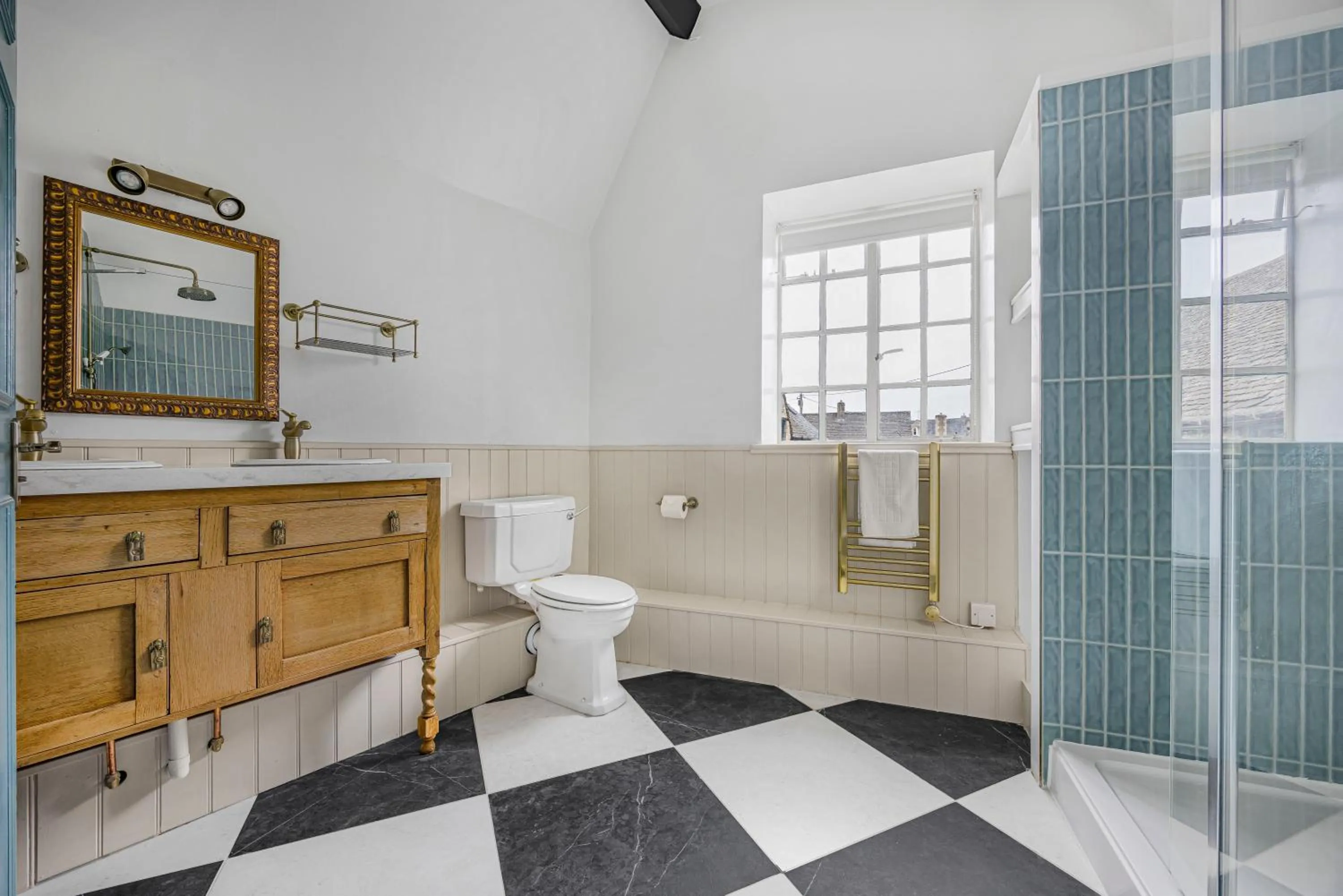 The Golden Pheasant Inn