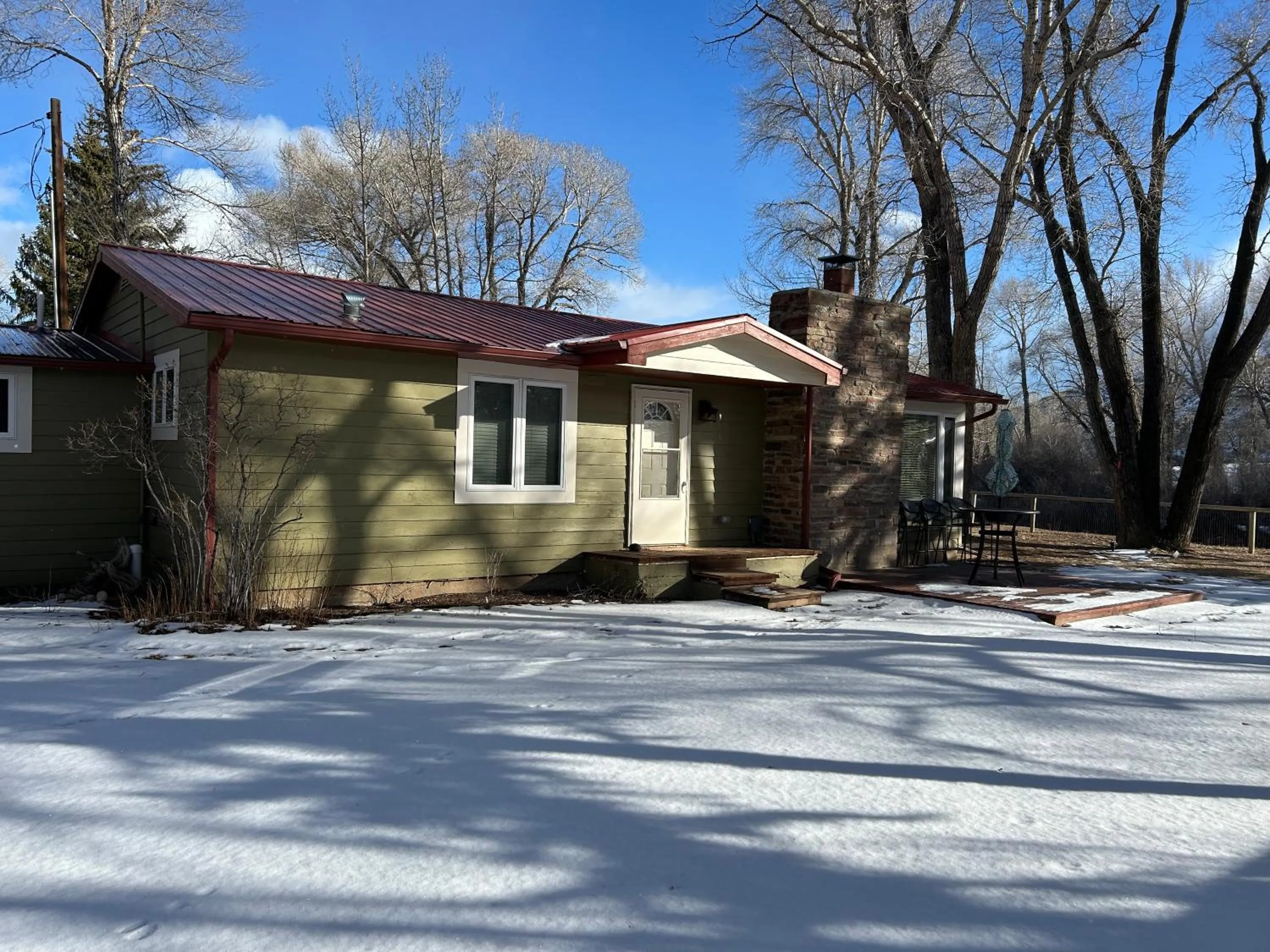 Property building in Chinook Winds Lodge