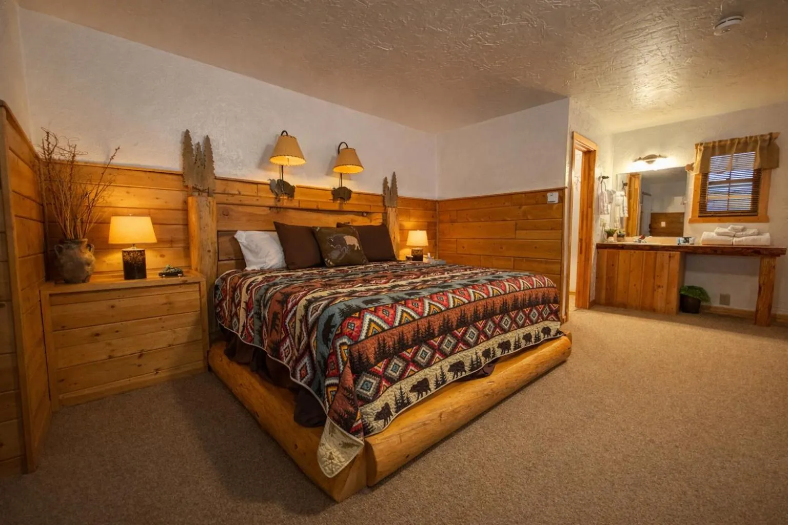 Bed in Chinook Winds Lodge