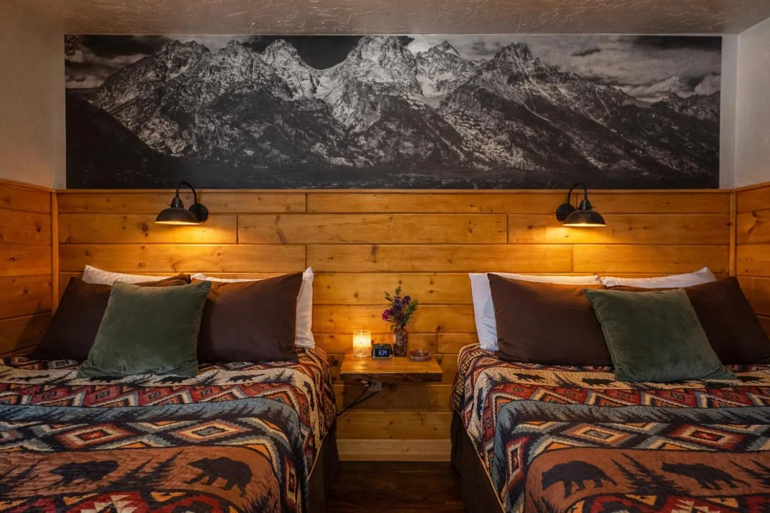 Bed in Chinook Winds Lodge