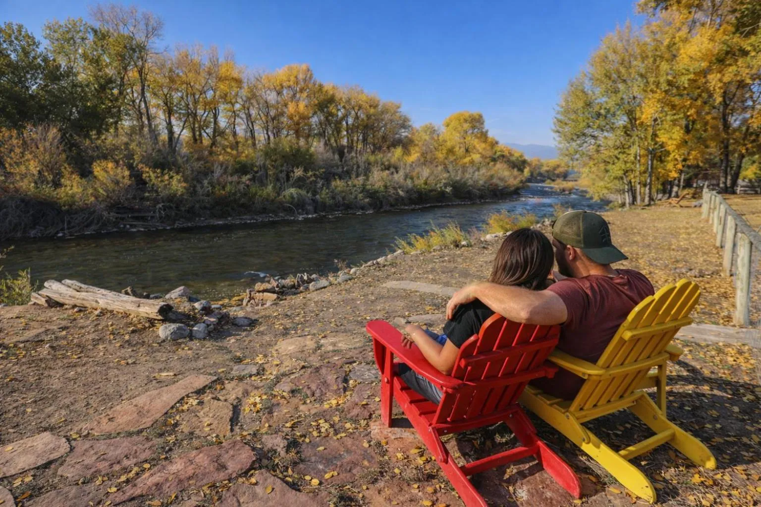 group of guests in Chinook Winds Lodge