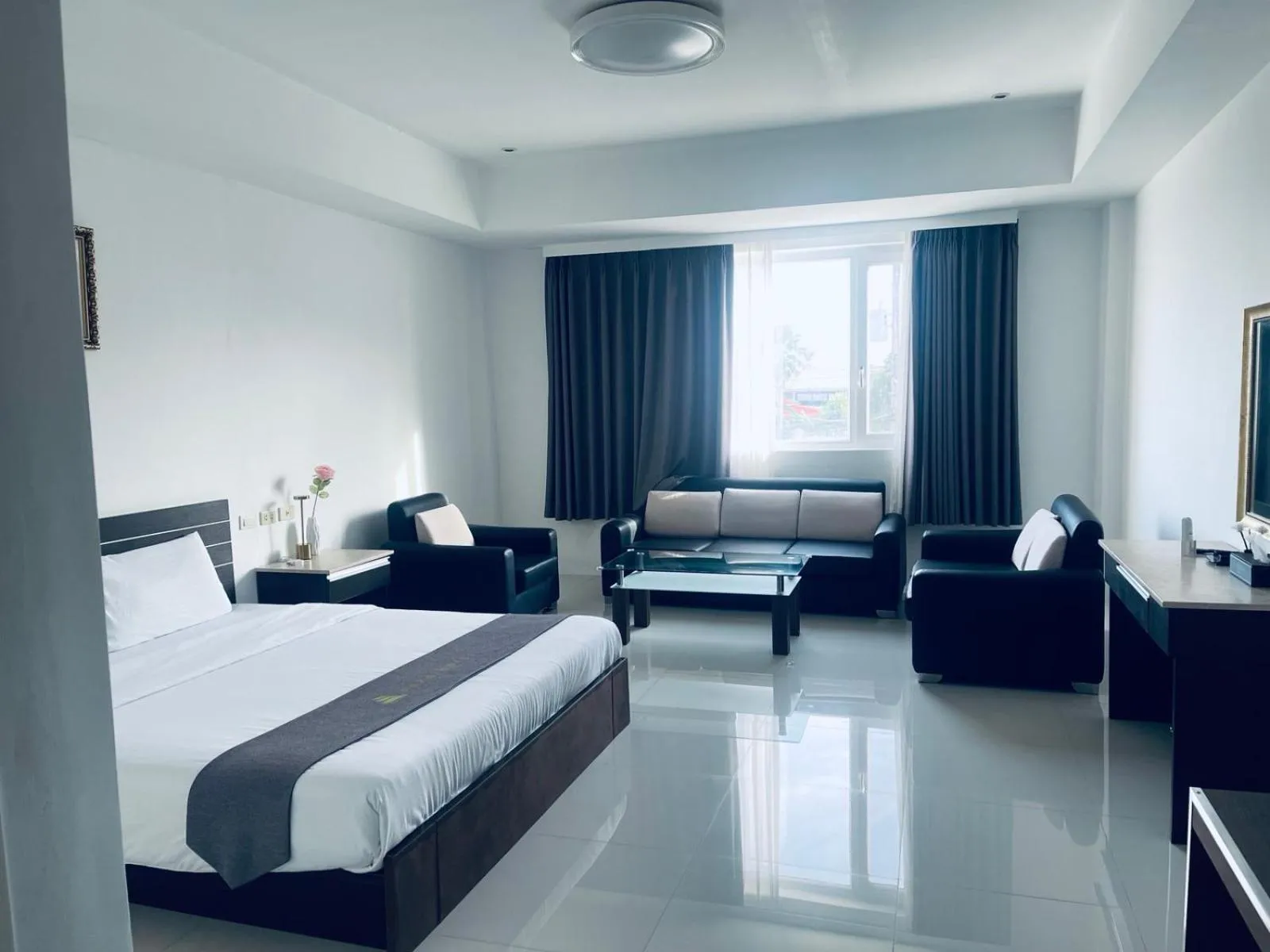 Photo of the whole room, Bed in Vera Hotel